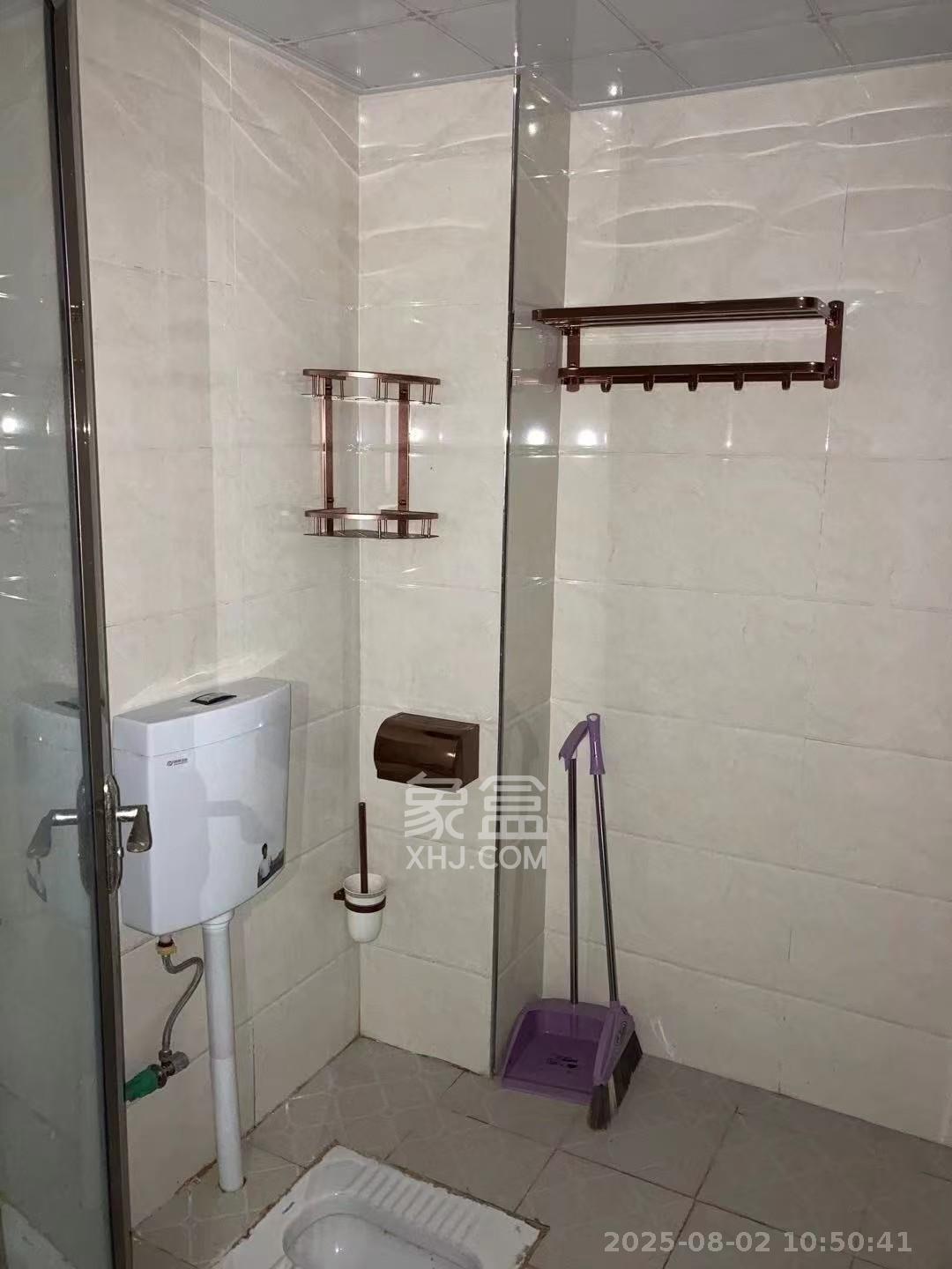 圭塘三小区  1室1厅1卫   1600.00元/月室内图