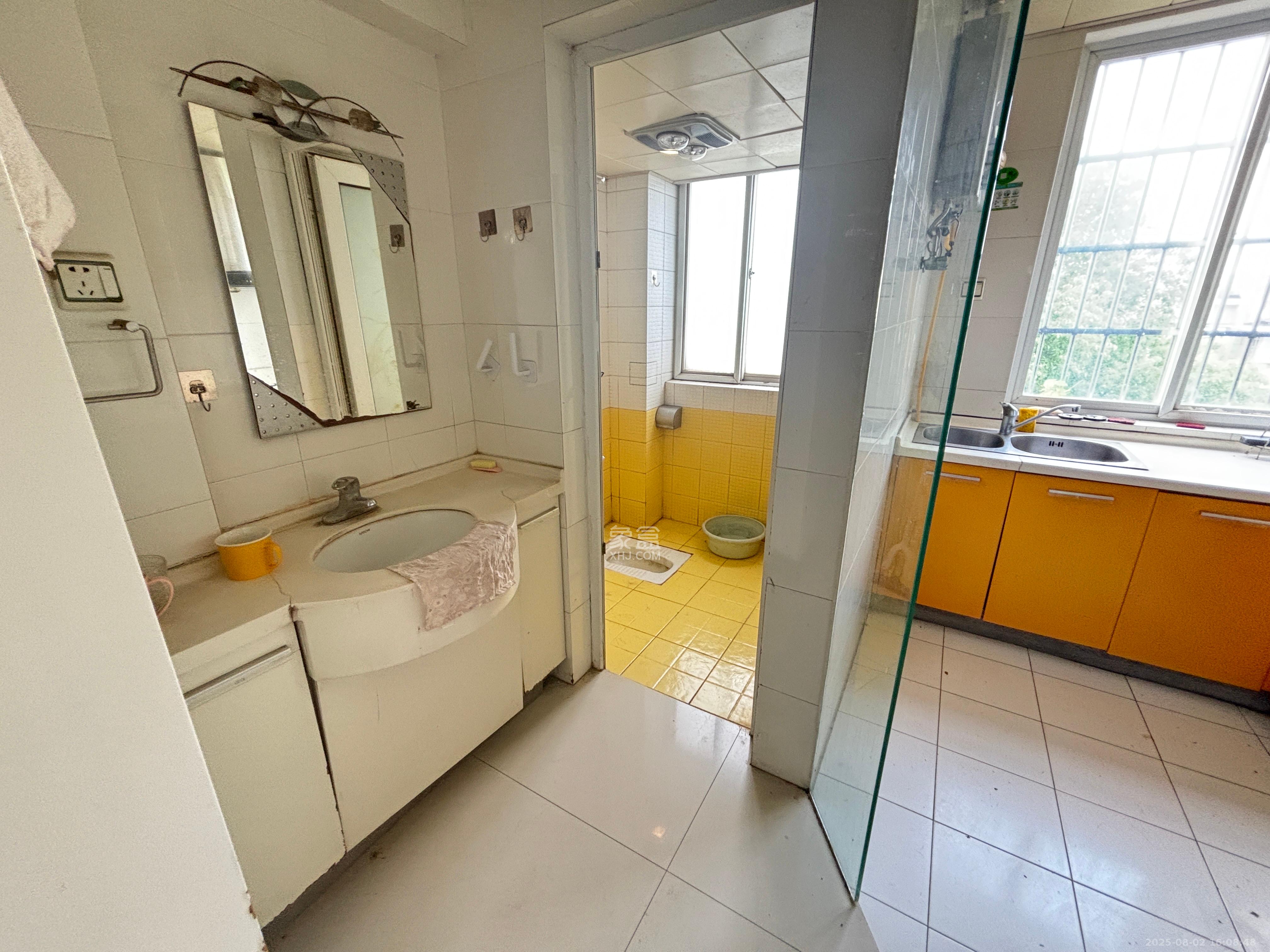 新点苑 3室2厅2卫 1800.0元/月 新点苑 3室2厅2卫 1800.0元/月室内图