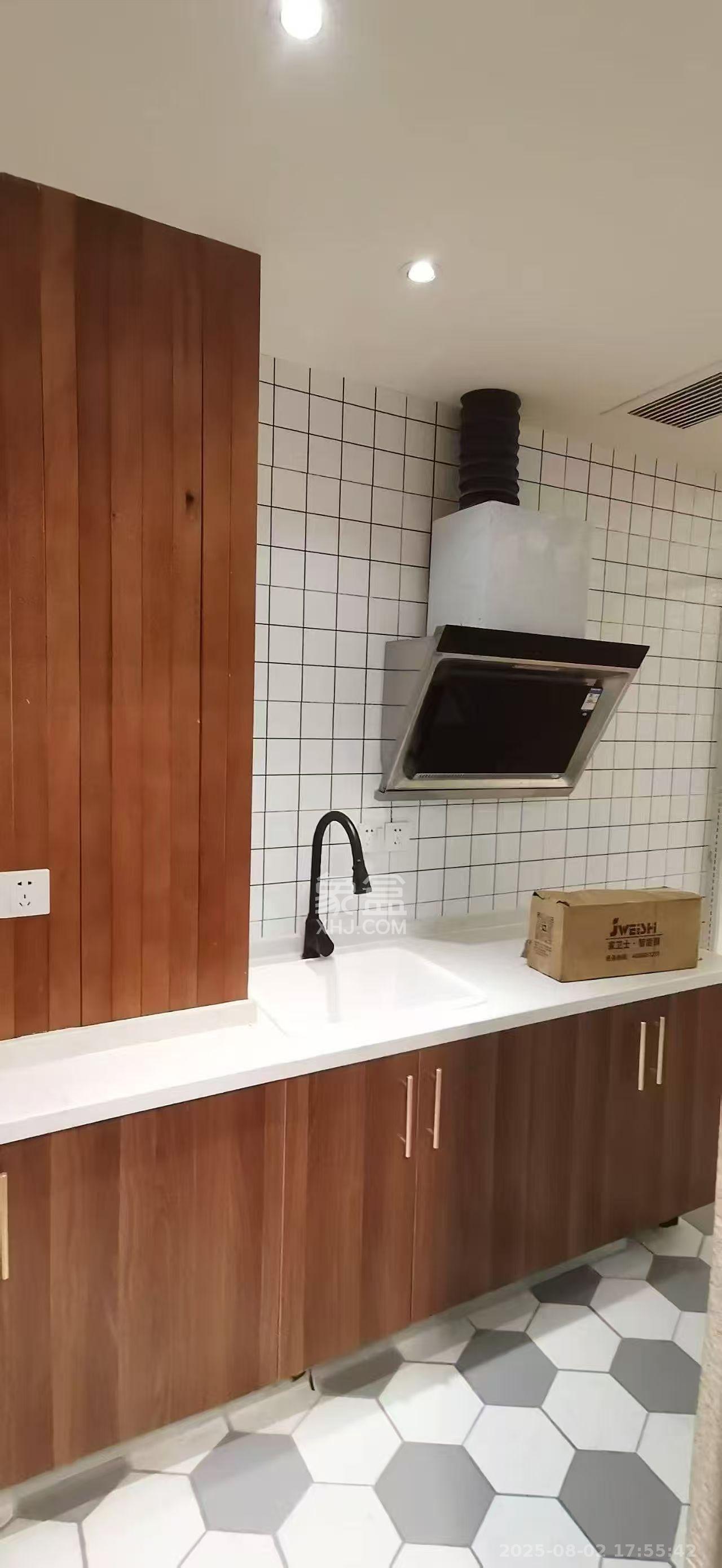 宇成朝阳广场 1室0厅0卫 2200.0元/月 宇成朝阳广场 1室0厅0卫 2200.0元/月室内图