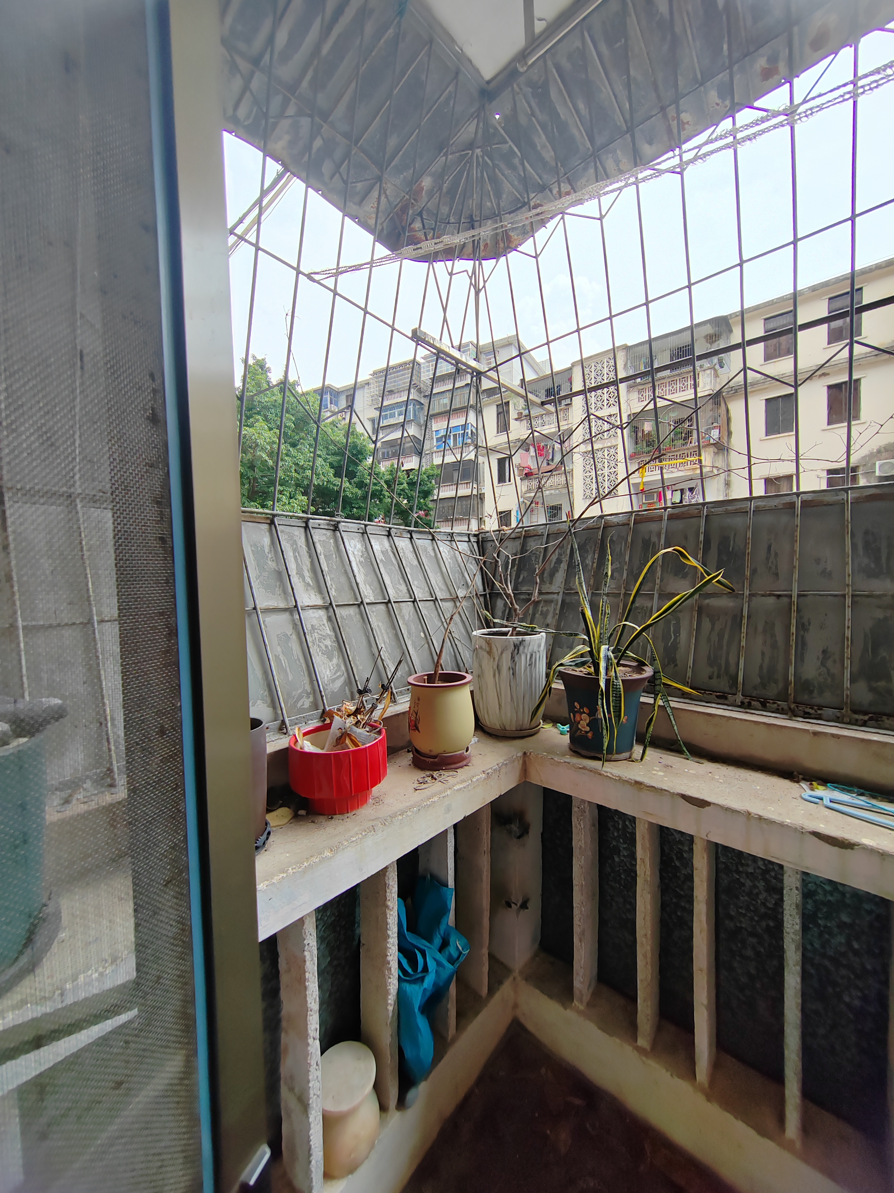 邮政局宿舍(海府路) 2室1厅1卫 65.0万 邮政局宿舍(海府路) 2室1厅1卫 65.0万客厅