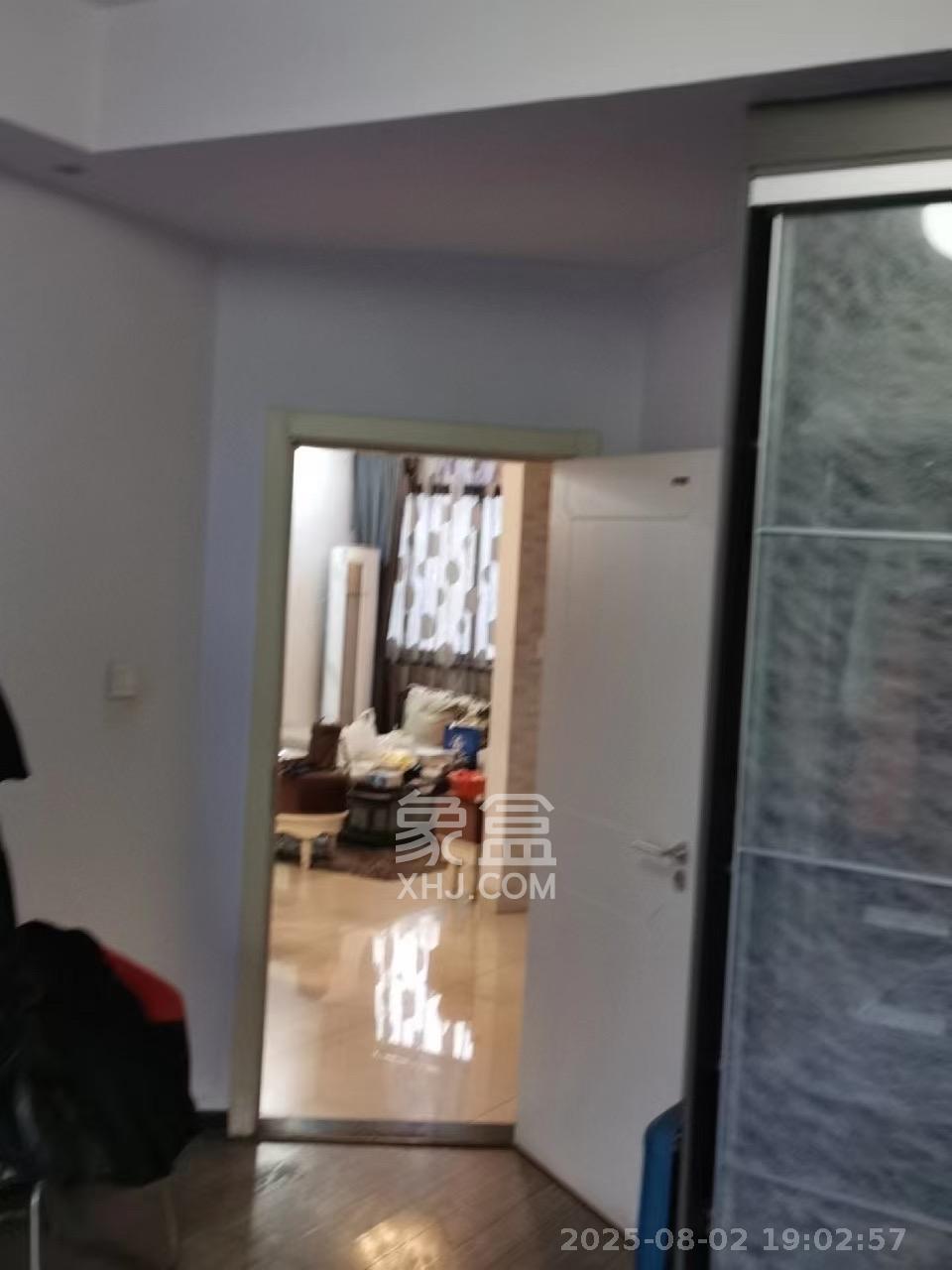 瑞都华庭(华庭美苑) 3室2厅1卫 2600.0元/月 瑞都华庭(华庭美苑) 3室2厅1卫 2600.0元/月室内图