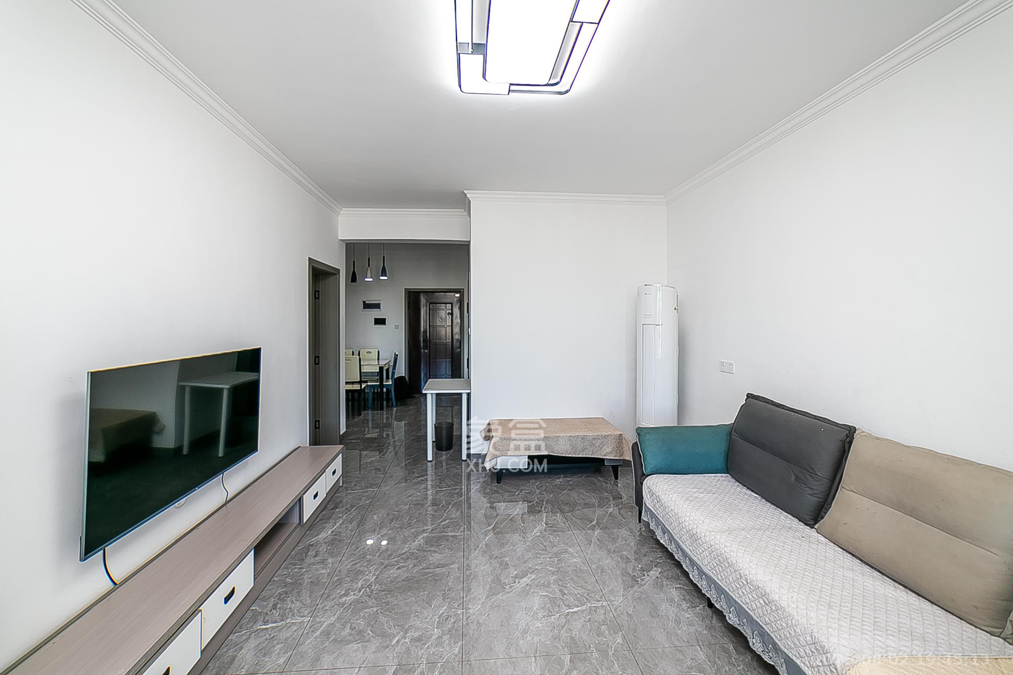 天鸿天府(天鸿中央大院)  3室2厅2卫    116.8万 天鸿天府(天鸿中央大院)  3室2厅2卫    116.8万客厅