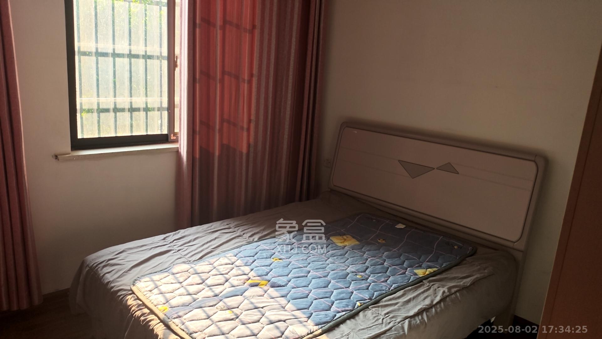 金富星城 3室2厅1卫 1800.0元/月 金富星城 3室2厅1卫 1800.0元/月室内图