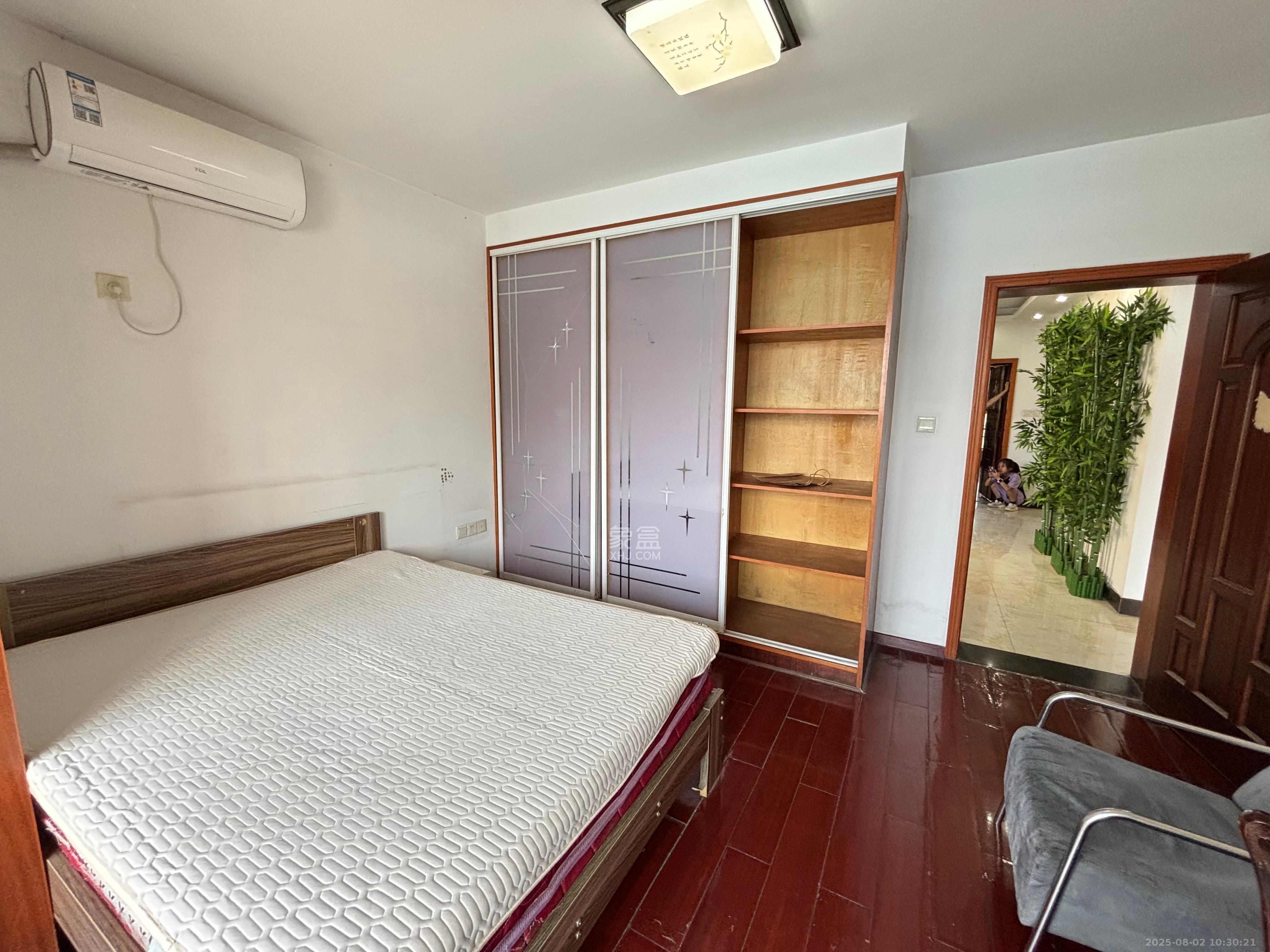 旺坤家园 3室2厅1卫 2000.0元/月 旺坤家园 3室2厅1卫 2000.0元/月室内图