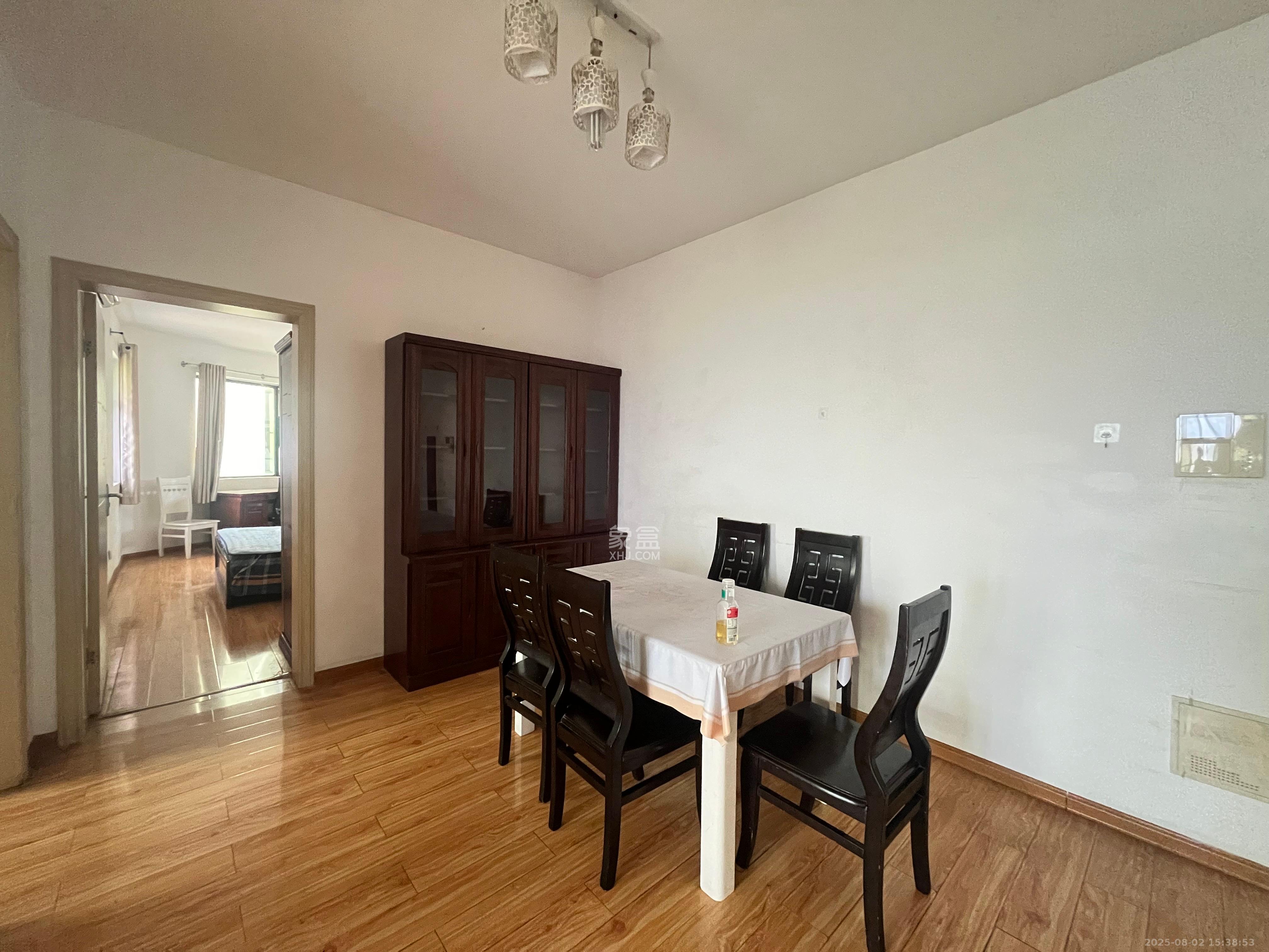 湖韵佳苑 3室2厅1卫 3100.0元/月 湖韵佳苑 3室2厅1卫 3100.0元/月室内图