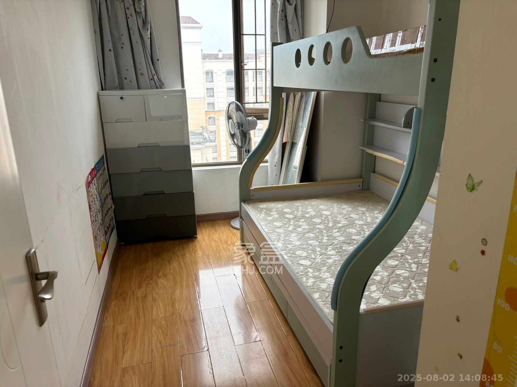 米兰春天  3室2厅1卫    1800.0元/月 米兰春天  3室2厅1卫    1800.0元/月室内图