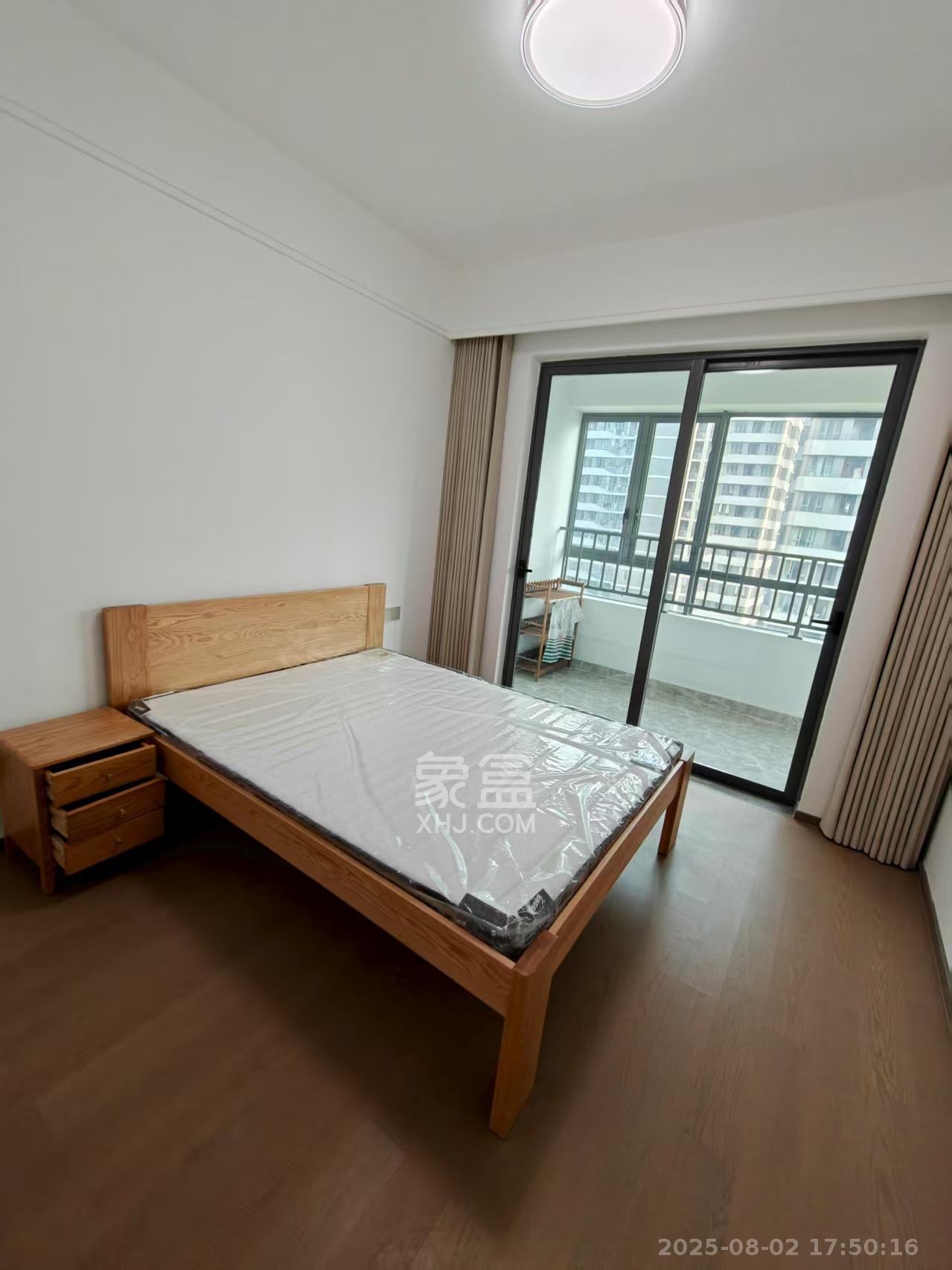 复地滨江金融中心  4室2厅2卫    5500.0元/月室内图