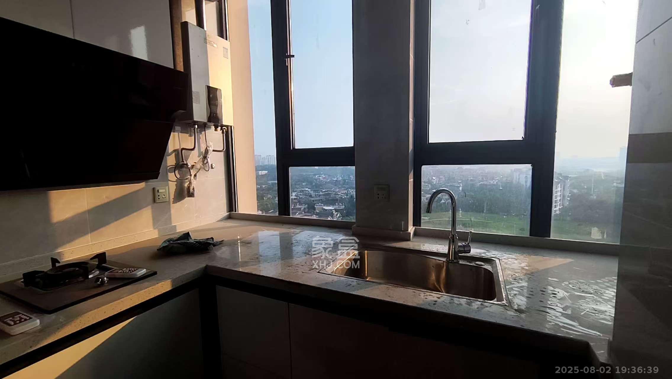 湘一书香里 2室1厅1卫 2000.0元/月 湘一书香里 2室1厅1卫 2000.0元/月室内图