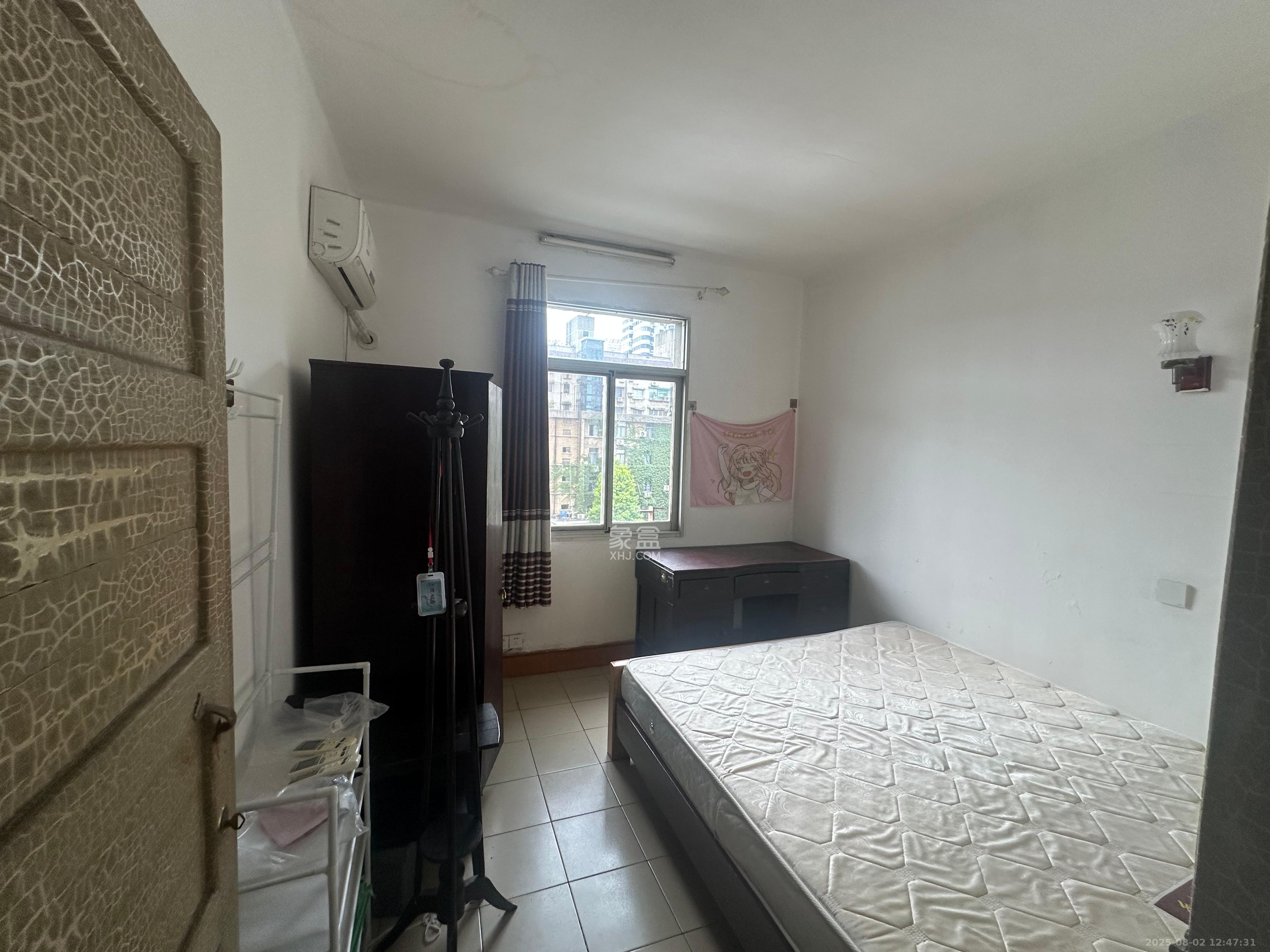 人民新村 3室1厅1卫 1800.0元/月 人民新村 3室1厅1卫 1800.0元/月室内图