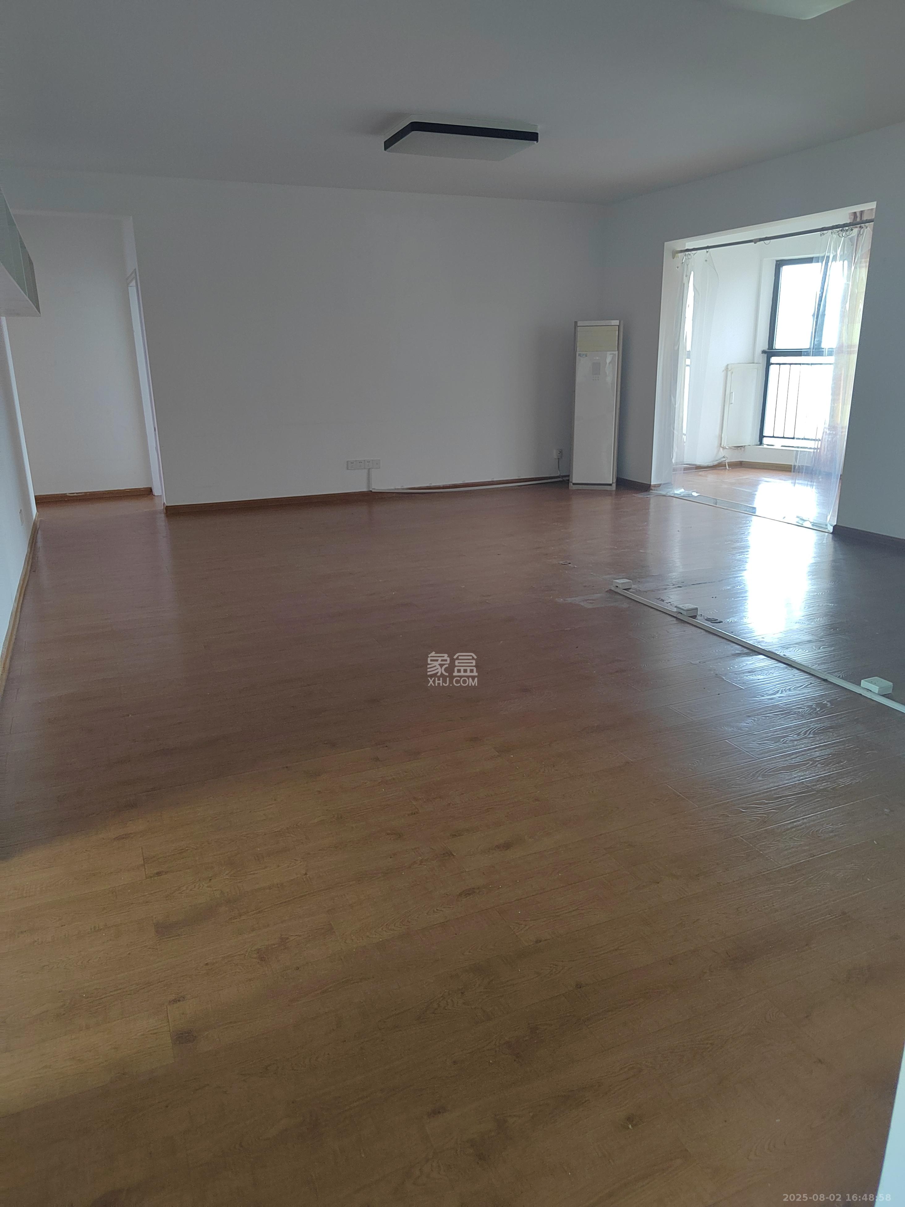 湘域熙岸 4室2厅2卫 4500.0元/月 湘域熙岸 4室2厅2卫 4500.0元/月室内图