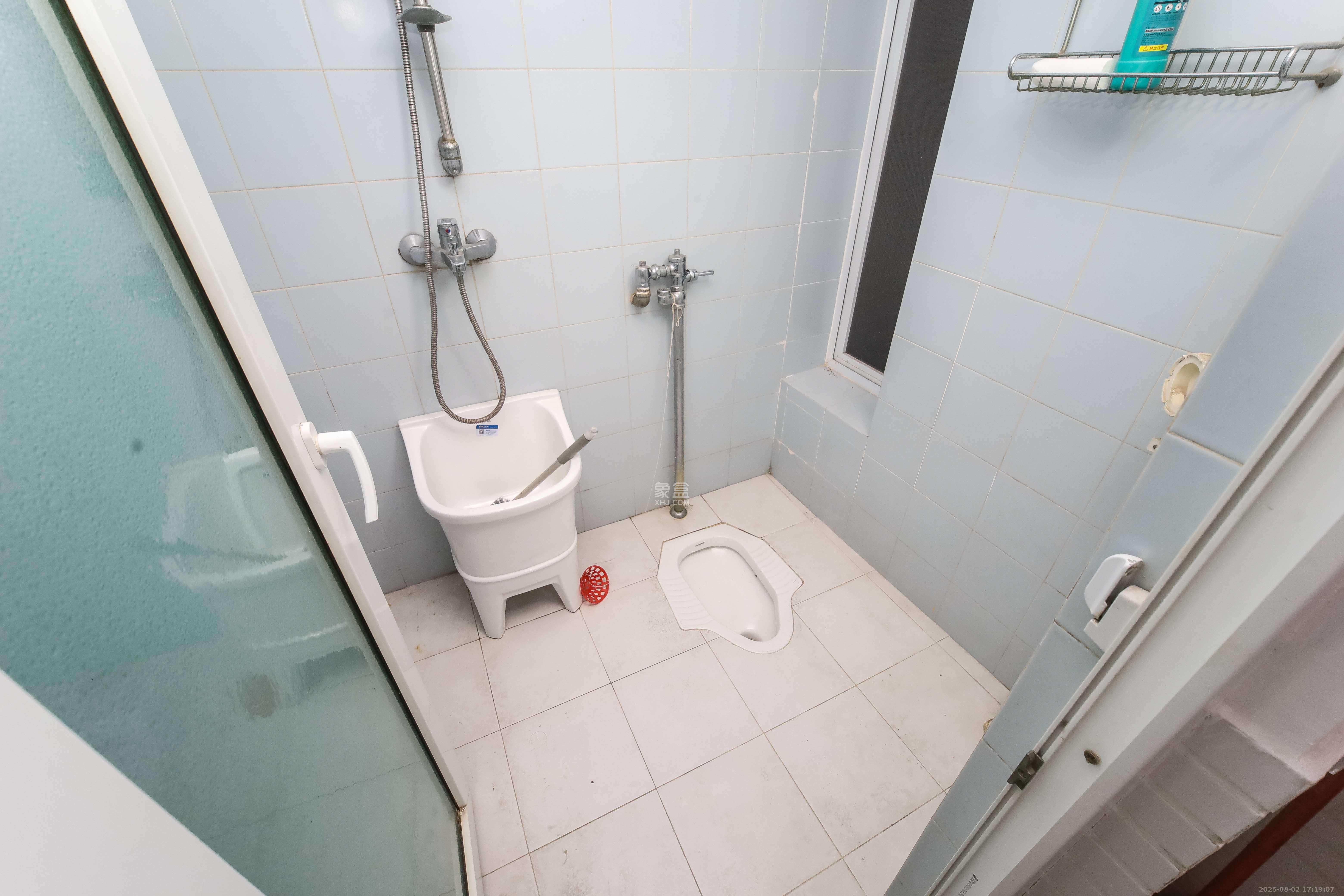 宏华花苑  3室2厅1卫    96.0万 宏华花苑  3室2厅1卫    96.0万卫生间