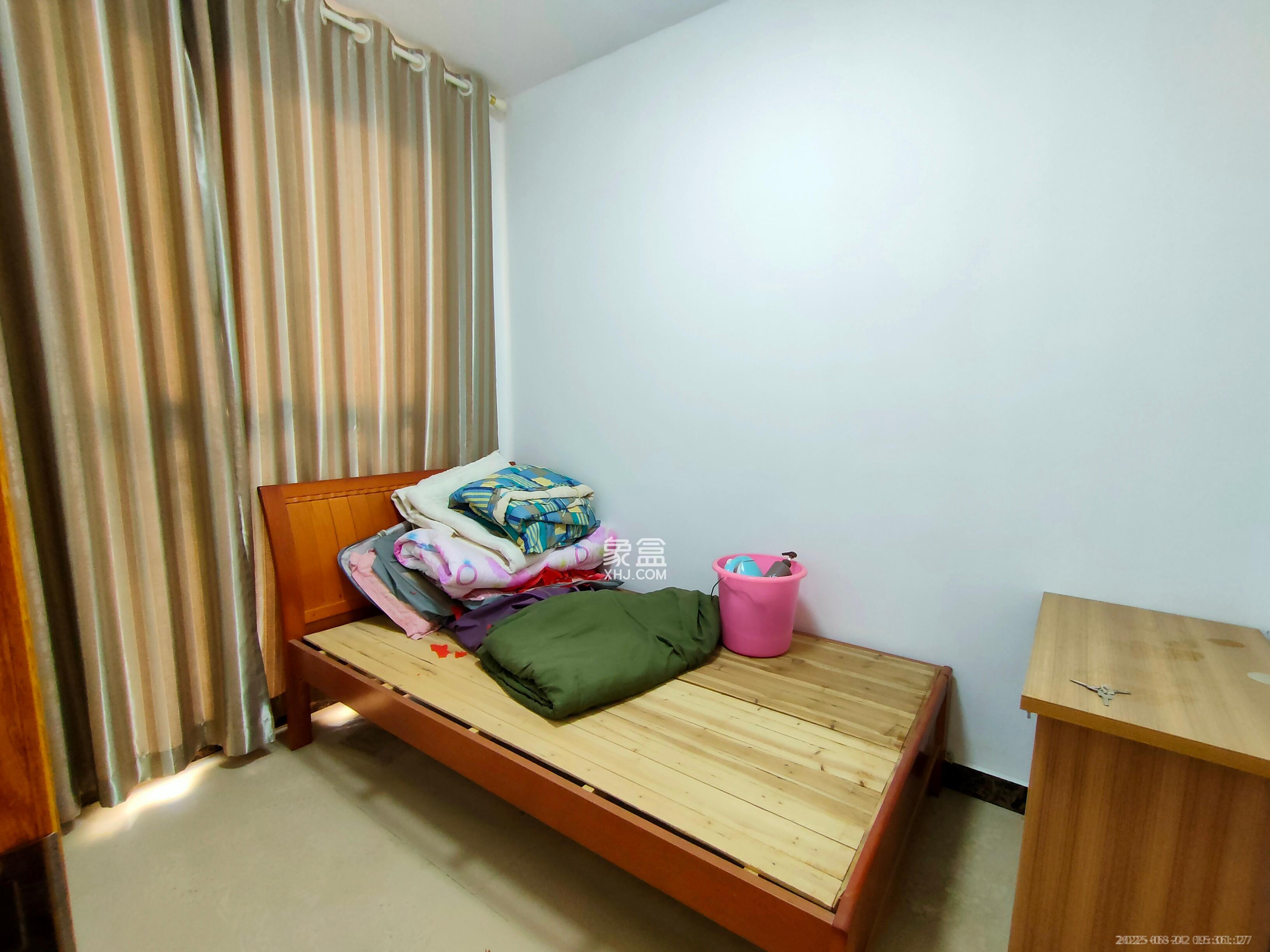 光明E城  3室2厅1卫    2200.0元/月室内图