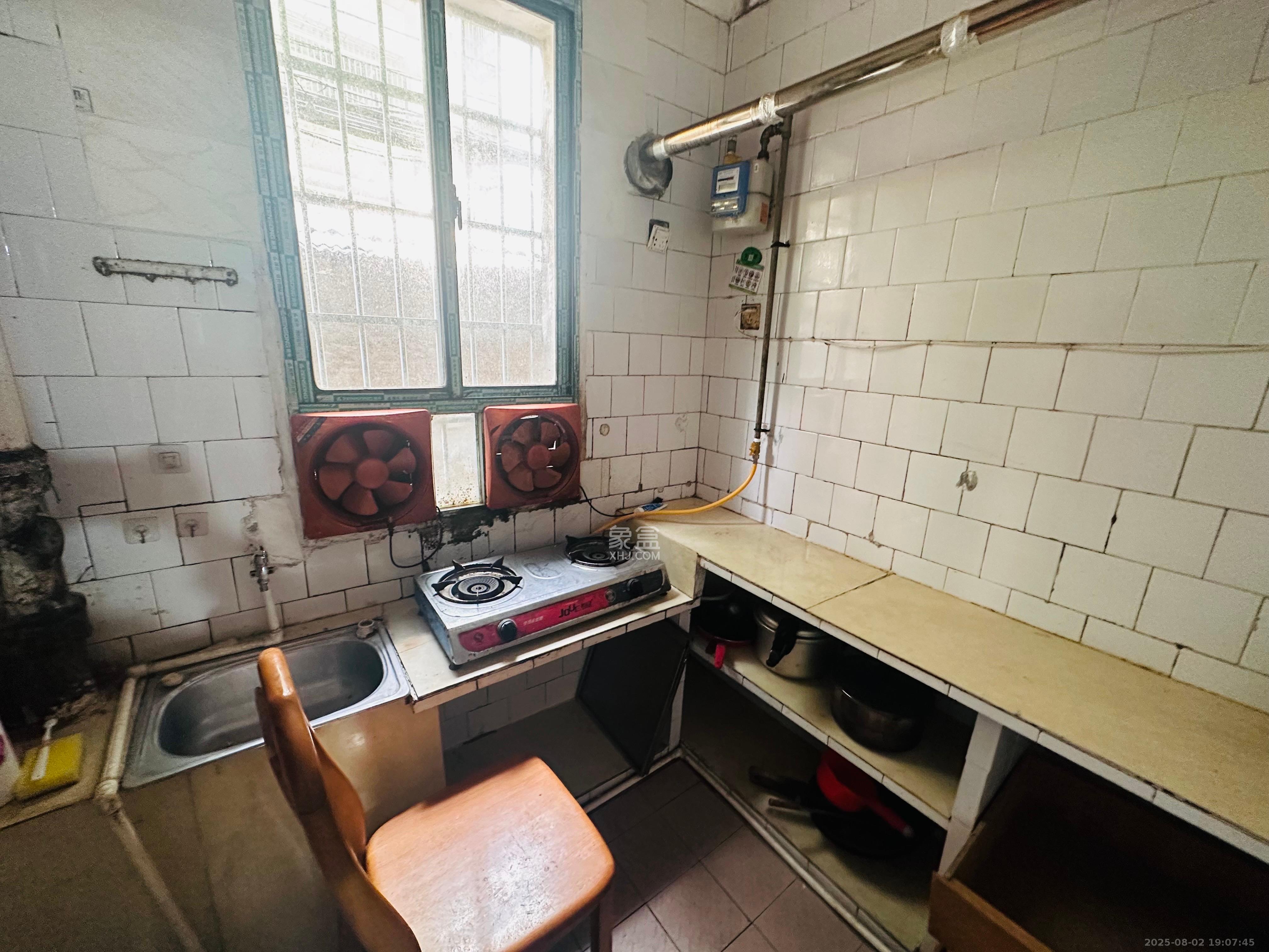 乡镇公寓 2室1厅1卫 1600.0元/月 乡镇公寓 2室1厅1卫 1600.0元/月室内图