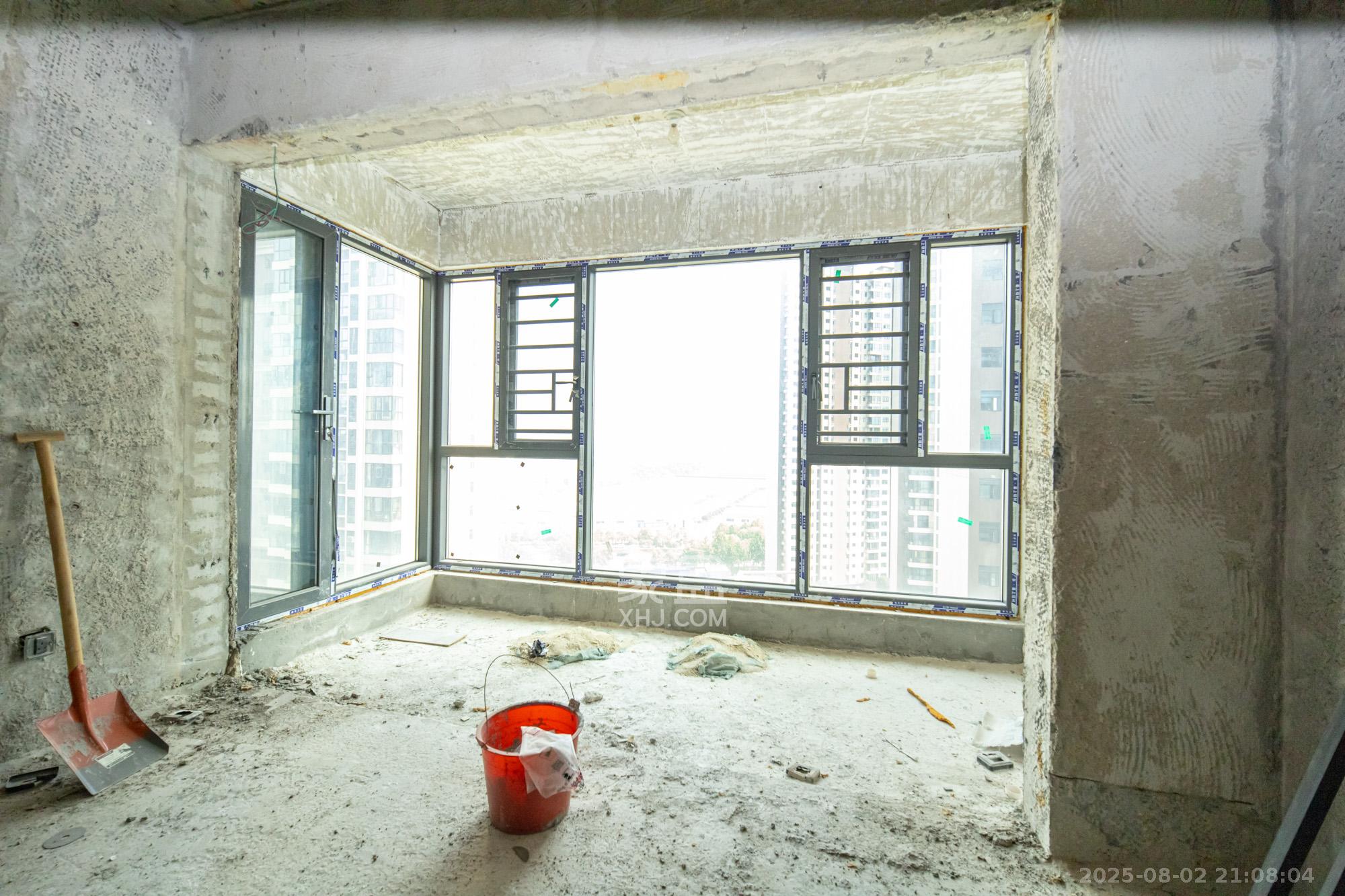 盛地东方芯府  3室2厅2卫    62.8万 盛地东方芯府  3室2厅2卫    62.8万阳台