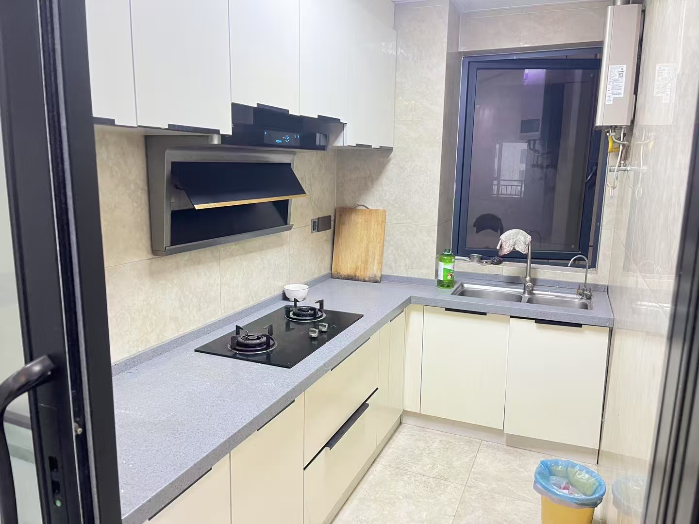 高盛国际 3室2厅2卫 2000.0元/月 高盛国际 3室2厅2卫 2000.0元/月室内图