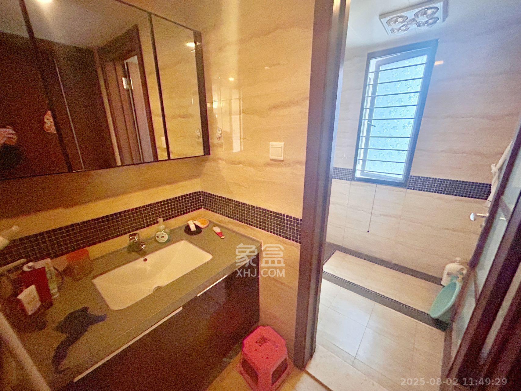 万科金域华府三四期 4室2厅2卫 3200.0元/月 万科金域华府三四期 4室2厅2卫 3200.0元/月室内图