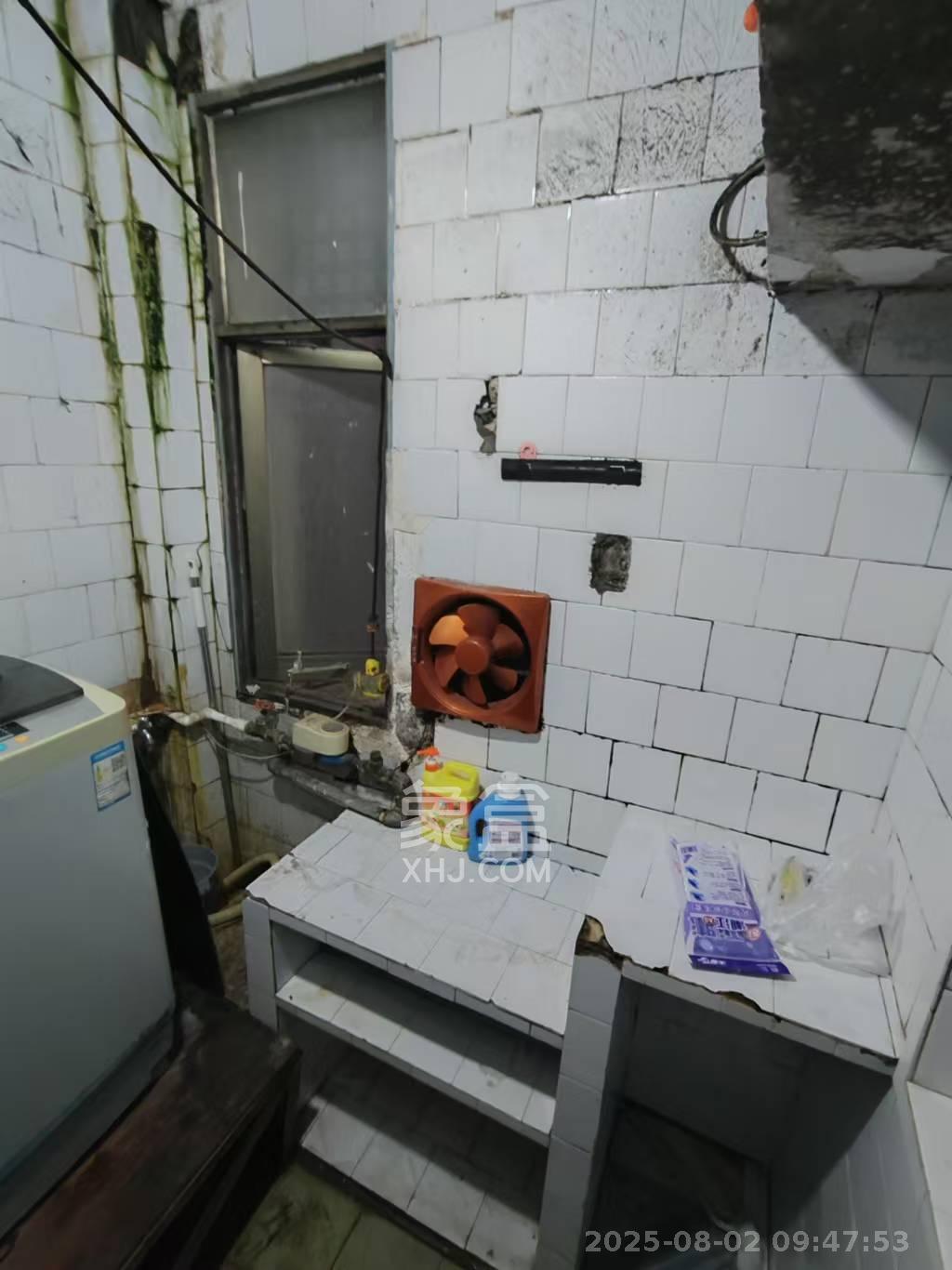 蔡锷路居民点 1室1厅1卫 1200.0元/月 蔡锷路居民点 1室1厅1卫 1200.0元/月室内图