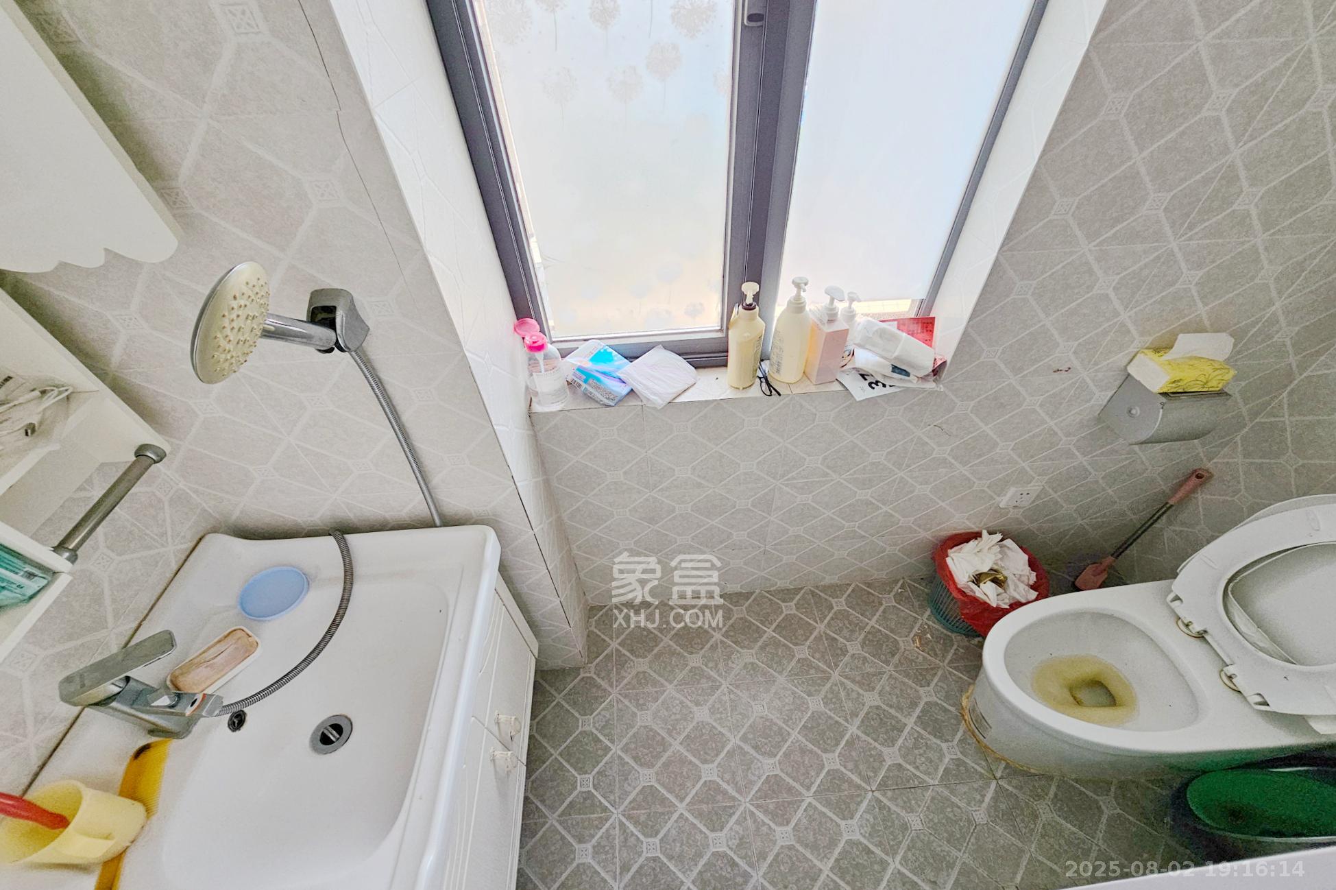 嘉宇盛世华章  4室2厅2卫    115.0万其他