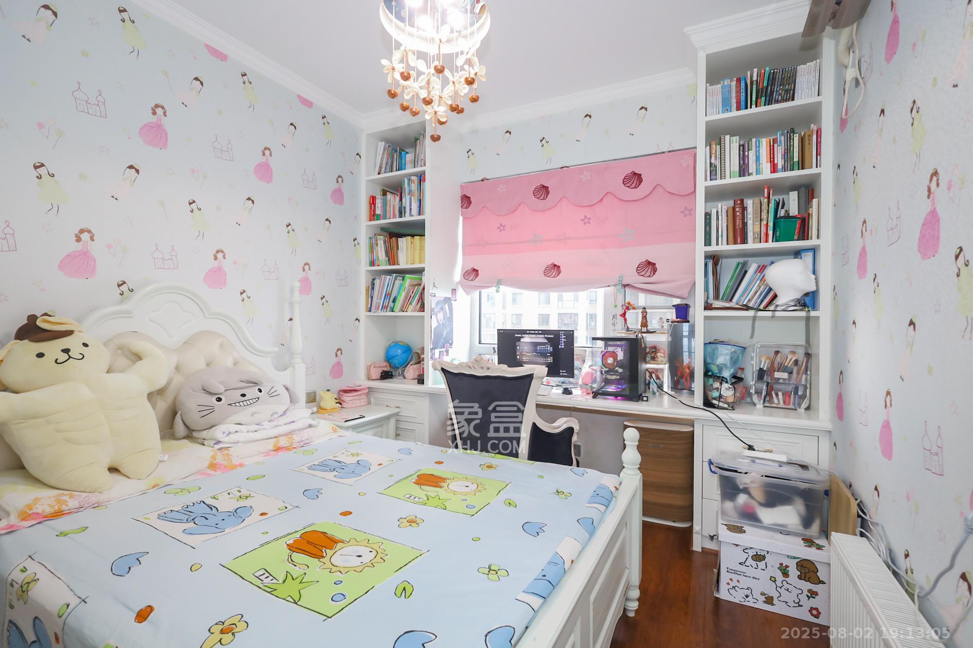 世茂外滩里(世茂铂翠湾三期)  4室2厅2卫    350.0万 世茂外滩里(世茂铂翠湾三期)  4室2厅2卫    350.0万卧室