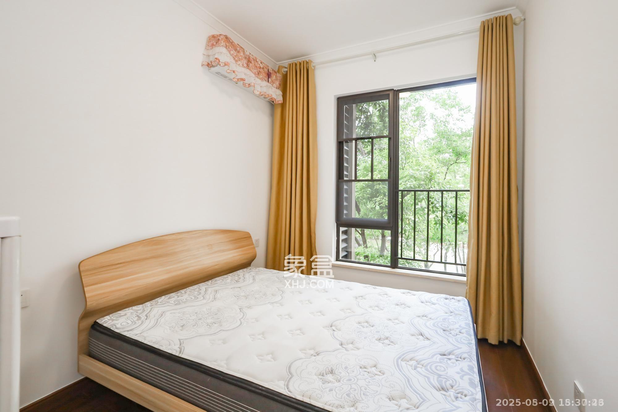 万科里金域国际 3室2厅2卫 3800.0元/月 万科里金域国际 3室2厅2卫 3800.0元/月室内图