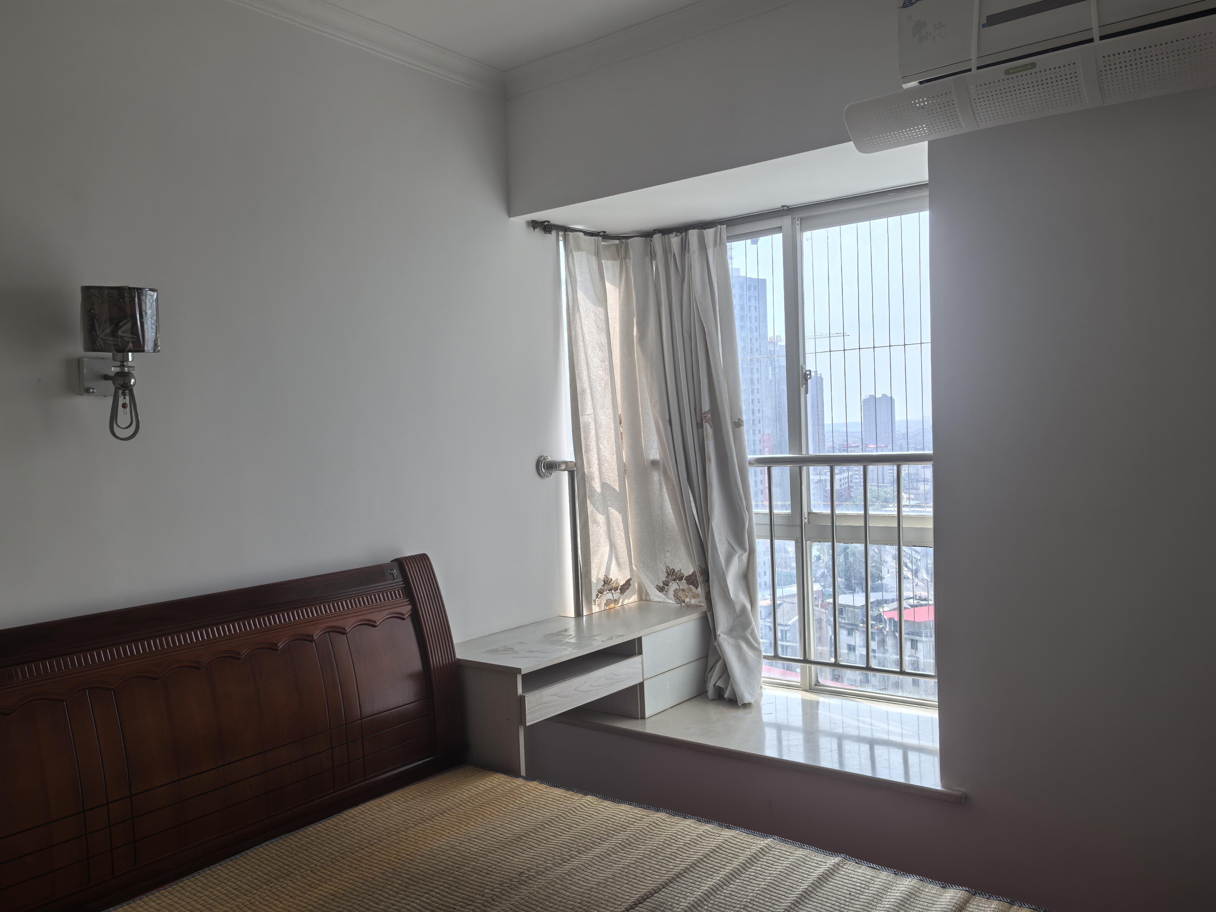 御笔华章  2室2厅1卫   1400.00元/月室内图