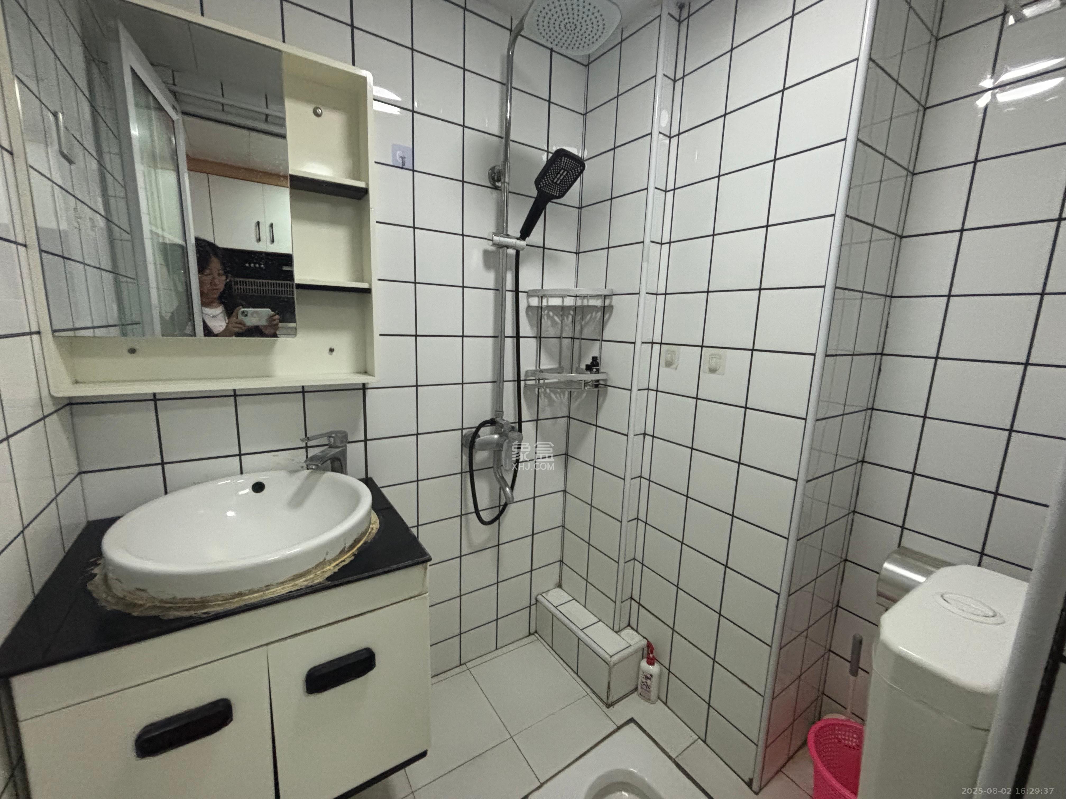 中建芙蓉嘉苑 1室0厅1卫 1200.0元/月 中建芙蓉嘉苑 1室0厅1卫 1200.0元/月室内图