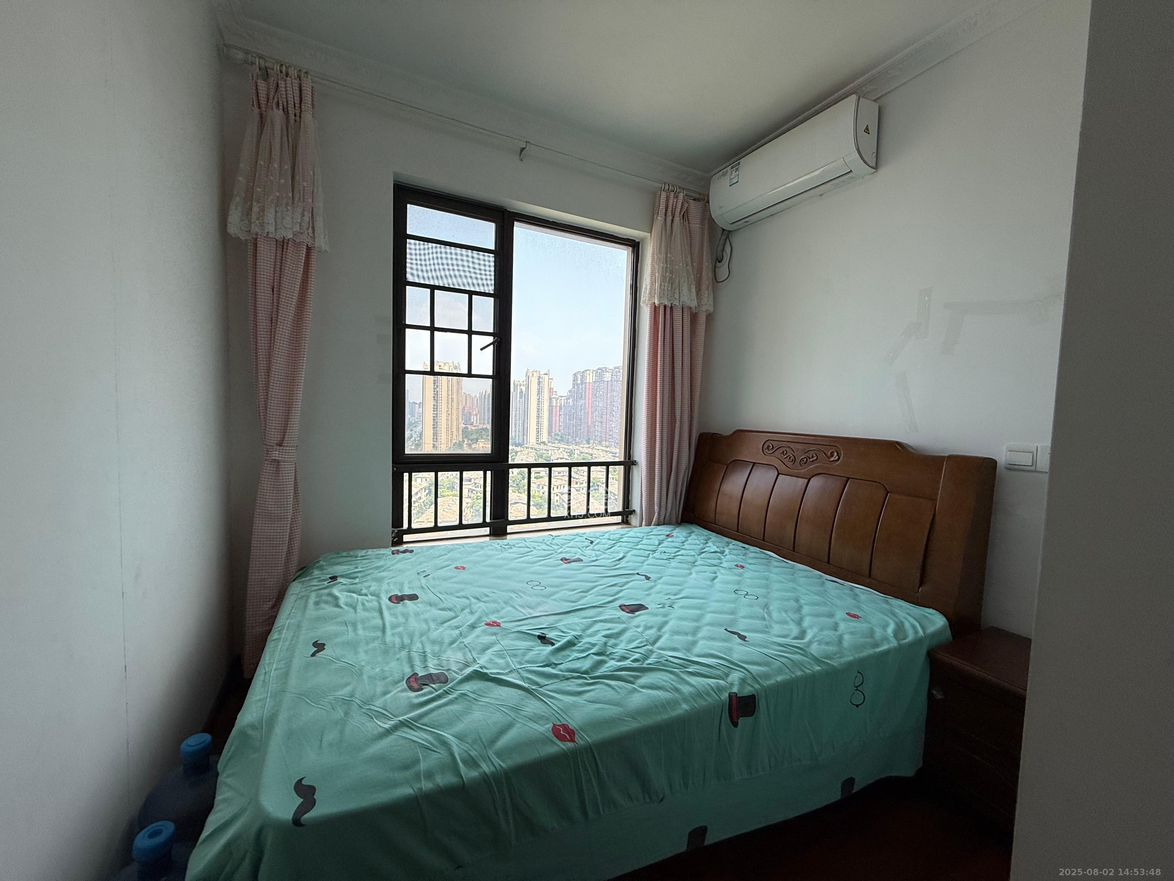 龙湖湘风原著(龙湖湘风星城)  4室2厅2卫    2000.0元/月 龙湖湘风原著(龙湖湘风星城)  4室2厅2卫    2000.0元/月室内图