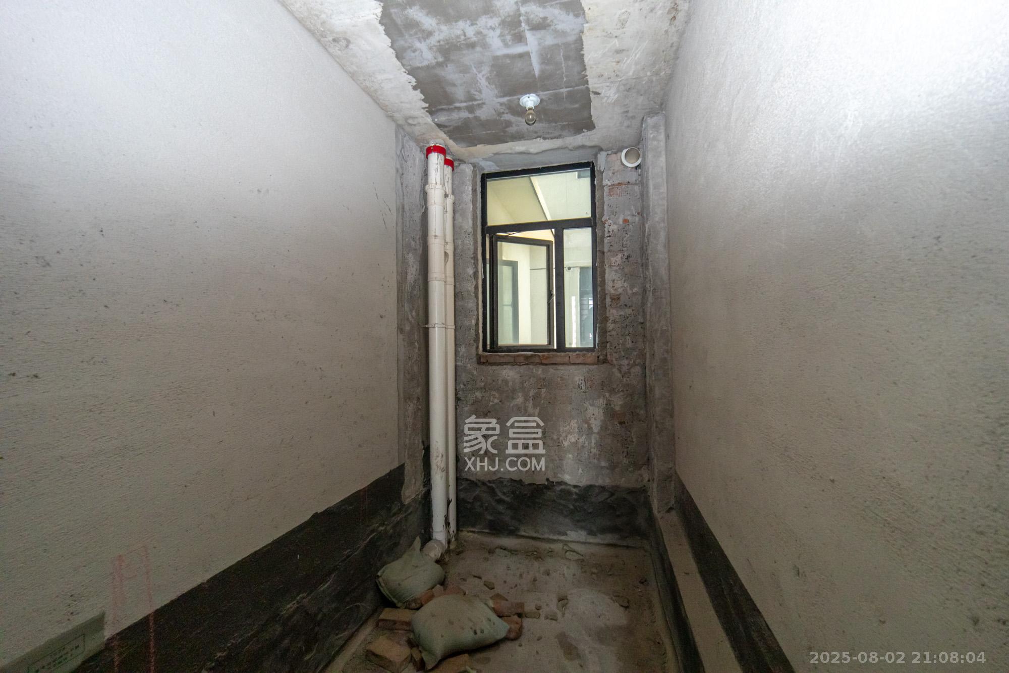 盛地东方芯府  3室2厅2卫    62.8万 盛地东方芯府  3室2厅2卫    62.8万卫生间