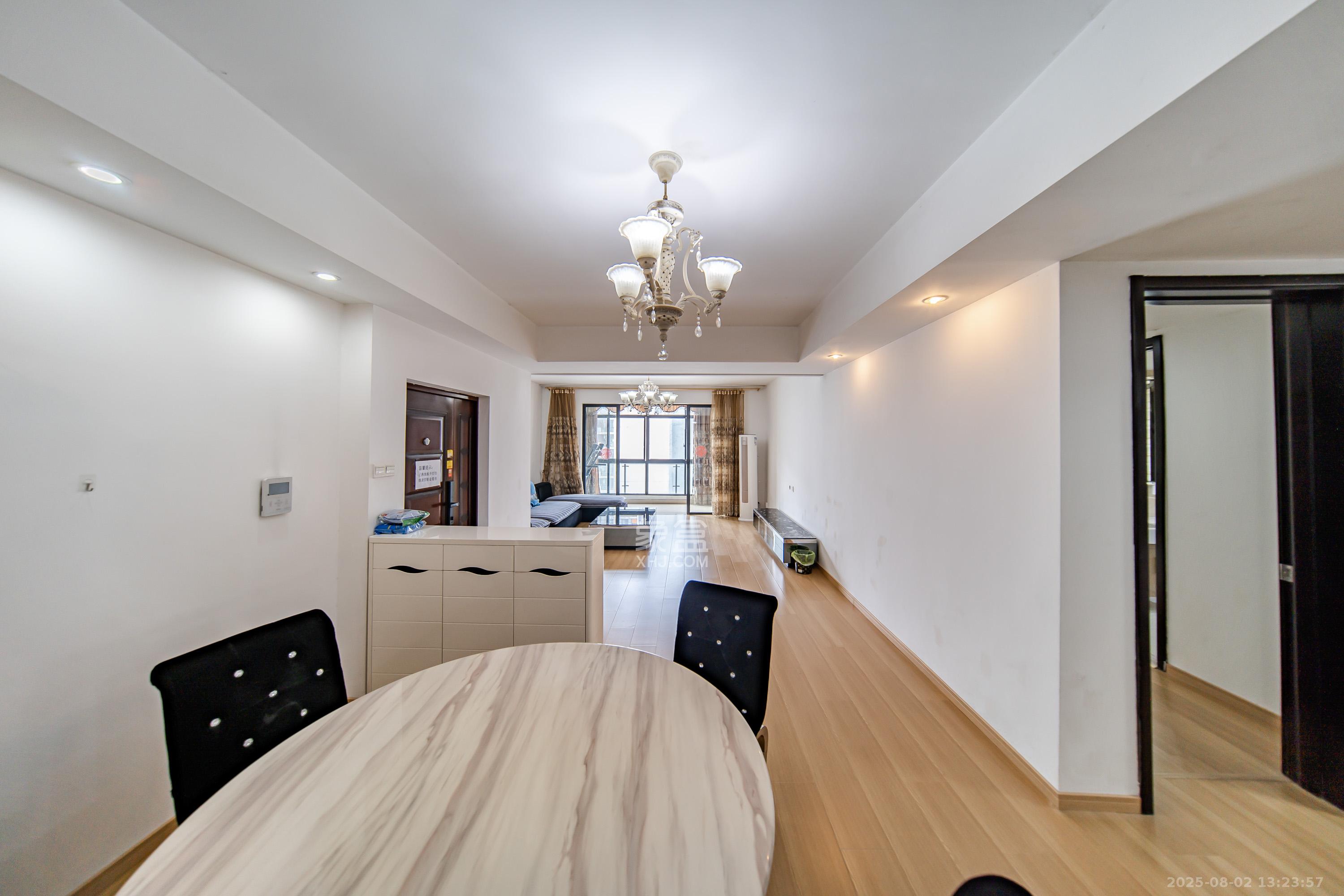 阳光100三期 4室2厅1卫 145.0万 阳光100三期 4室2厅1卫 145.0万其他