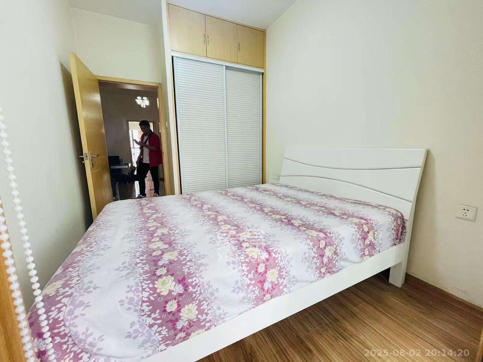 鑫远湘府华城  3室2厅2卫   2800.00元/月室内图