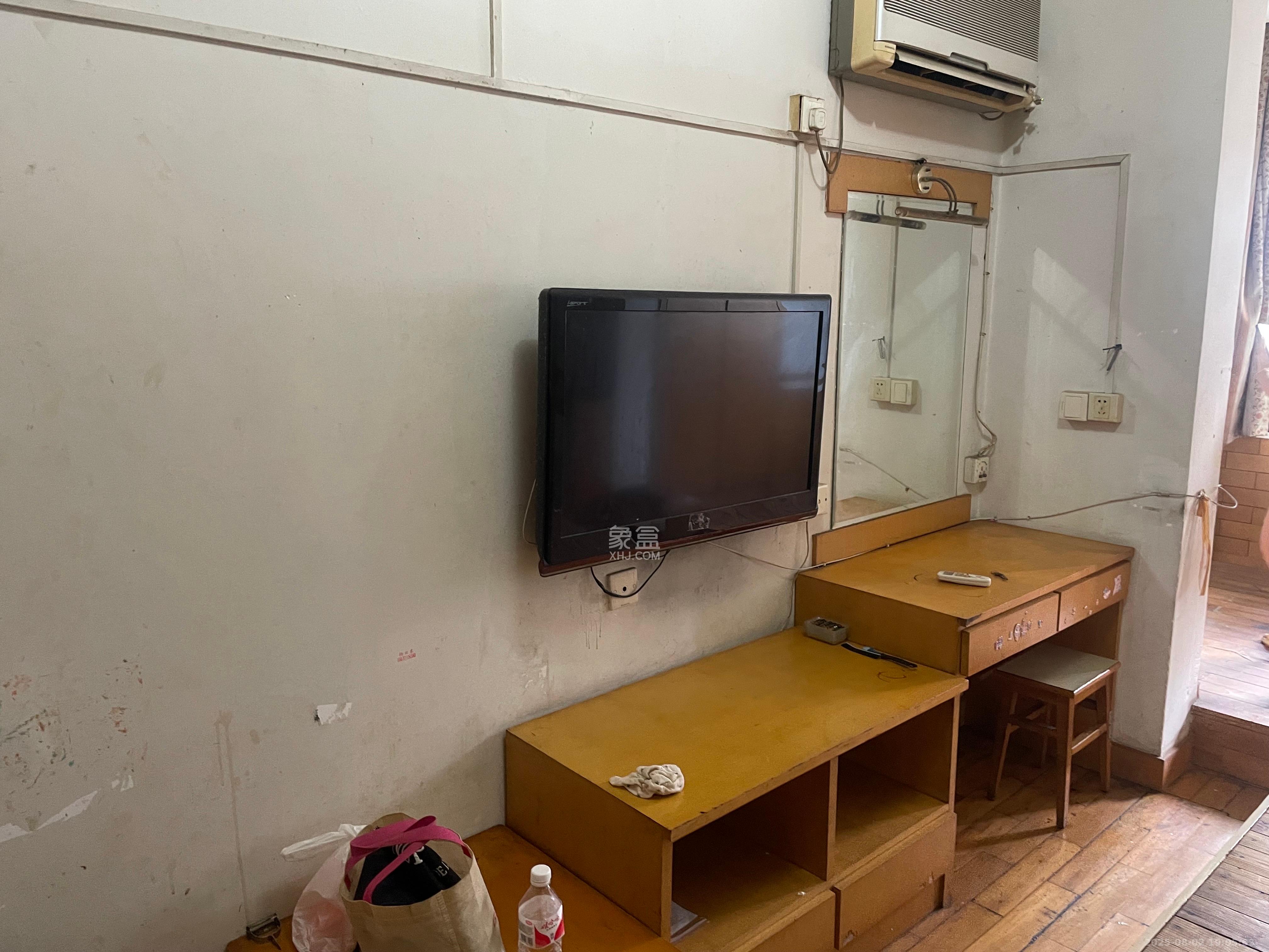 省商务厅宿舍 1室1厅1卫 1200.0元/月 省商务厅宿舍 1室1厅1卫 1200.0元/月室内图