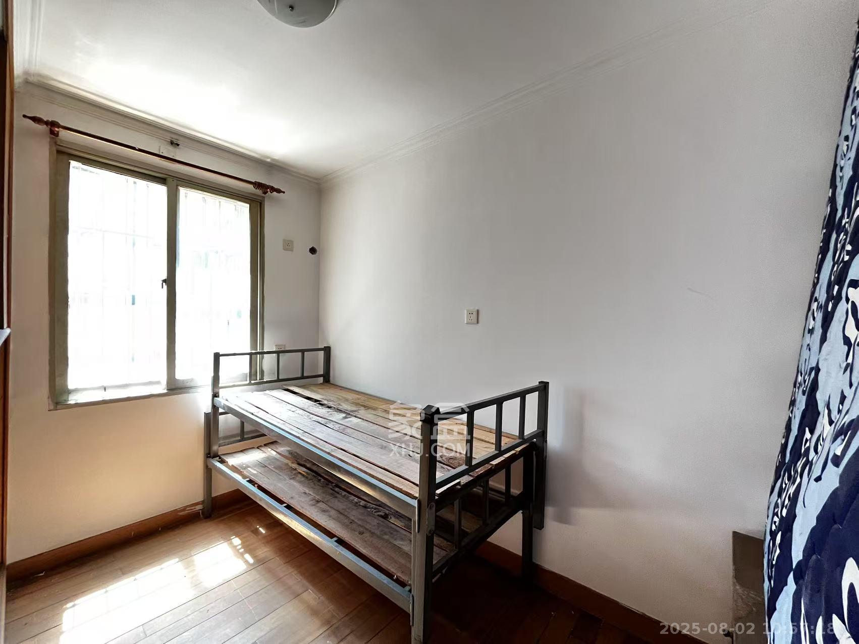 崇文里、崇圣里散盘 3室1厅1卫 1500.0元/月 崇文里、崇圣里散盘 3室1厅1卫 1500.0元/月室内图