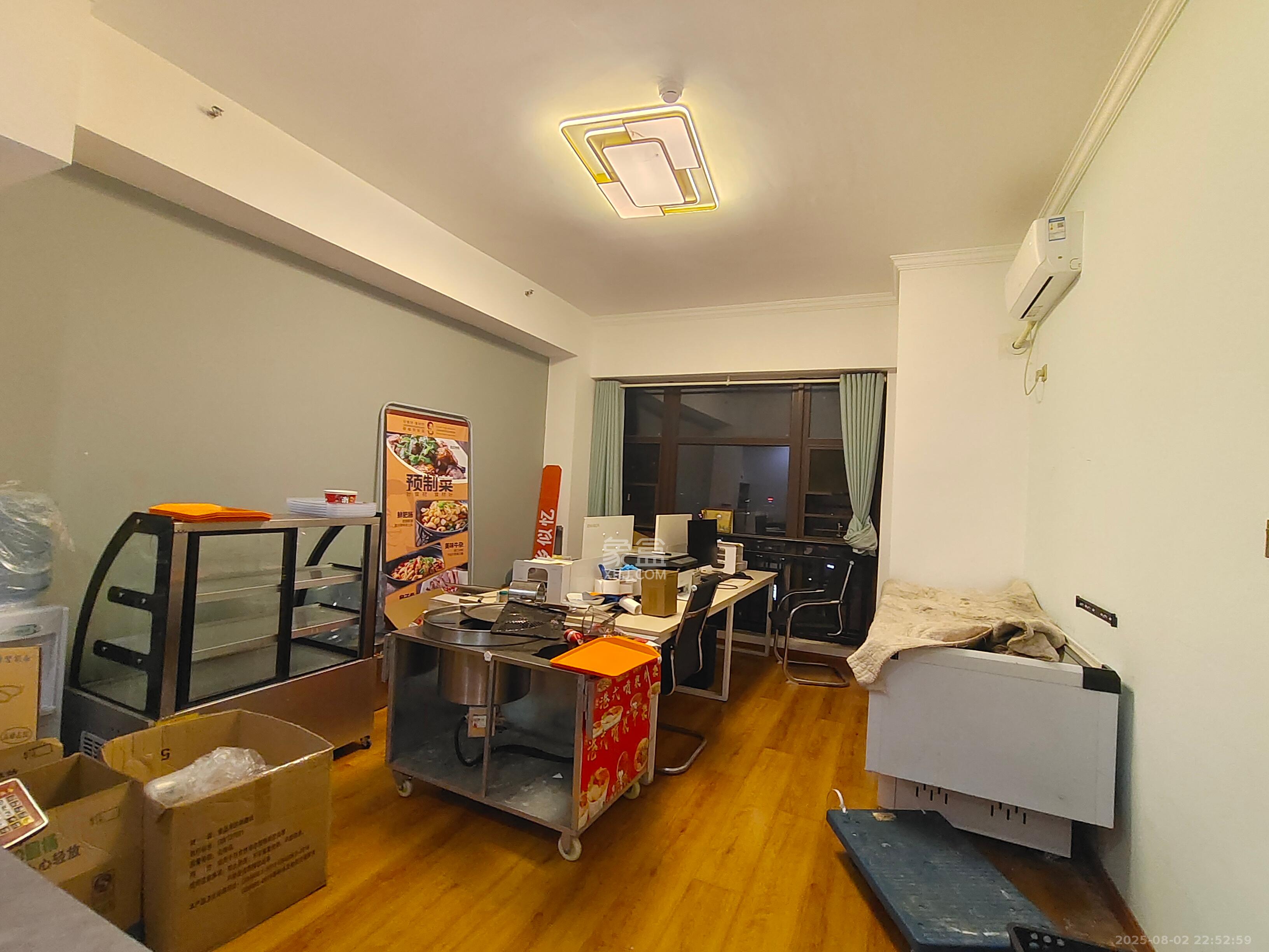 东方美地  2室2厅1卫   2200.00元/月室内图