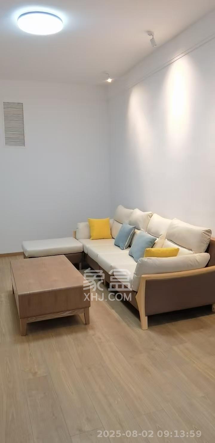 湘农桥社区  2室1厅1卫   2400.00元/月室内图