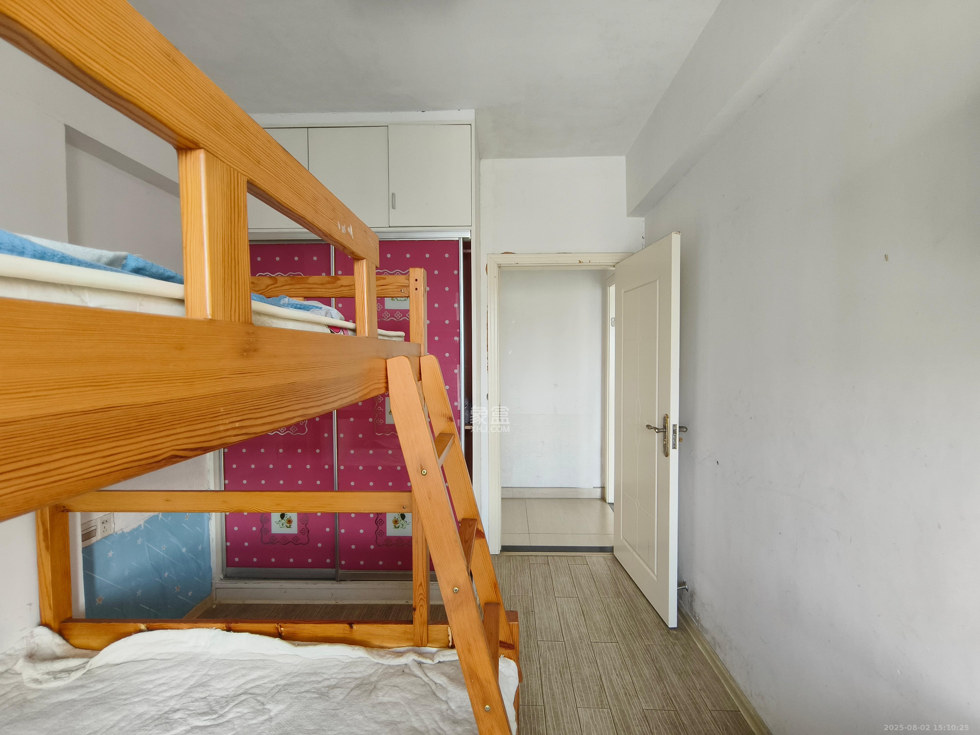 双盈卧龙湾 2室2厅1卫 1500.0元/月 双盈卧龙湾 2室2厅1卫 1500.0元/月室内图