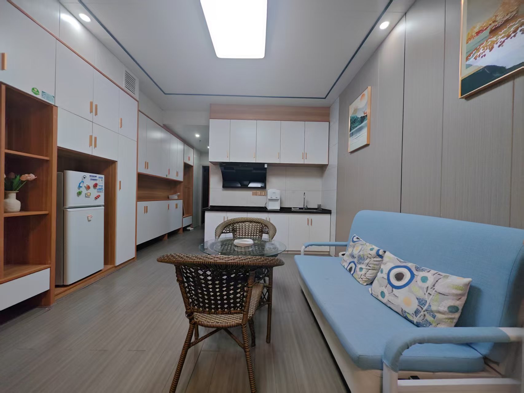 华南城市广场 1室1厅1卫 1500.0元/月 华南城市广场 1室1厅1卫 1500.0元/月室内图