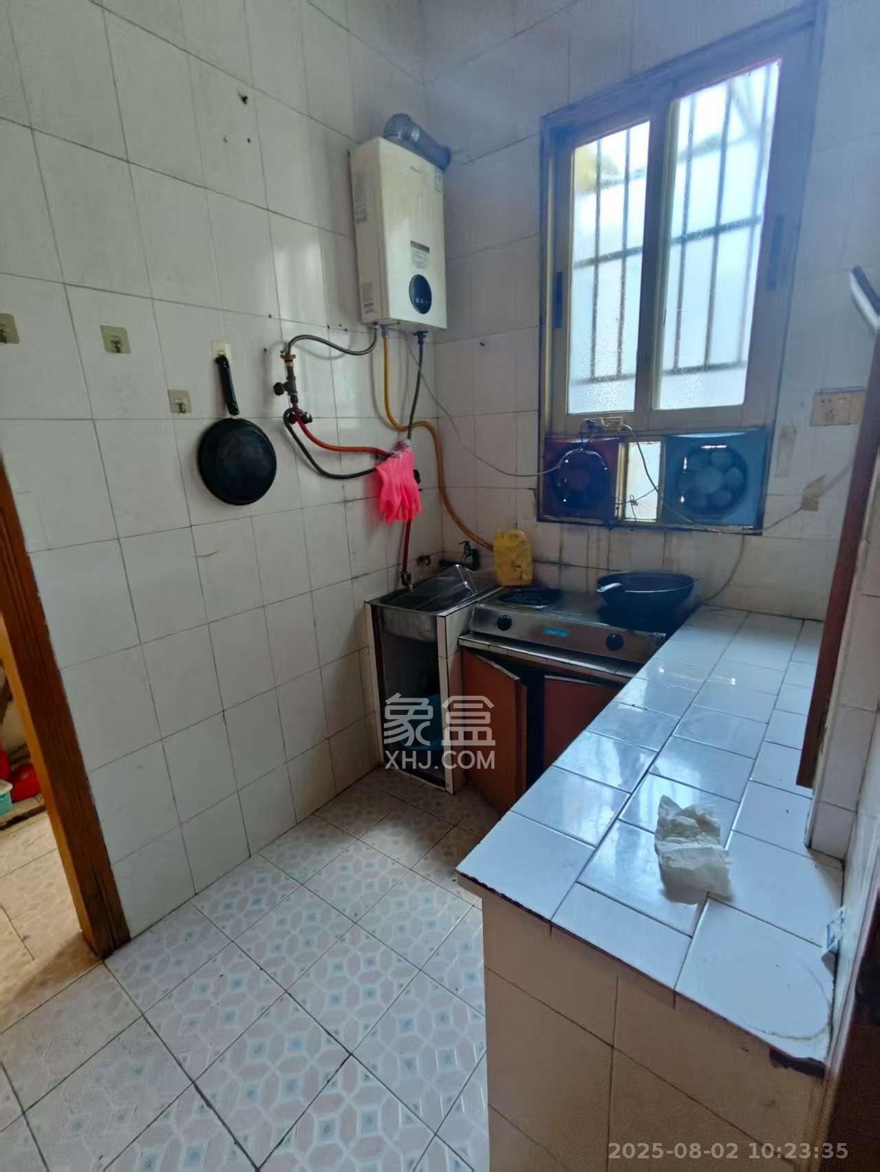 涂家冲社区（涂新小区、农商银行宿舍）  2室1厅1卫    1200.0元/月室内图