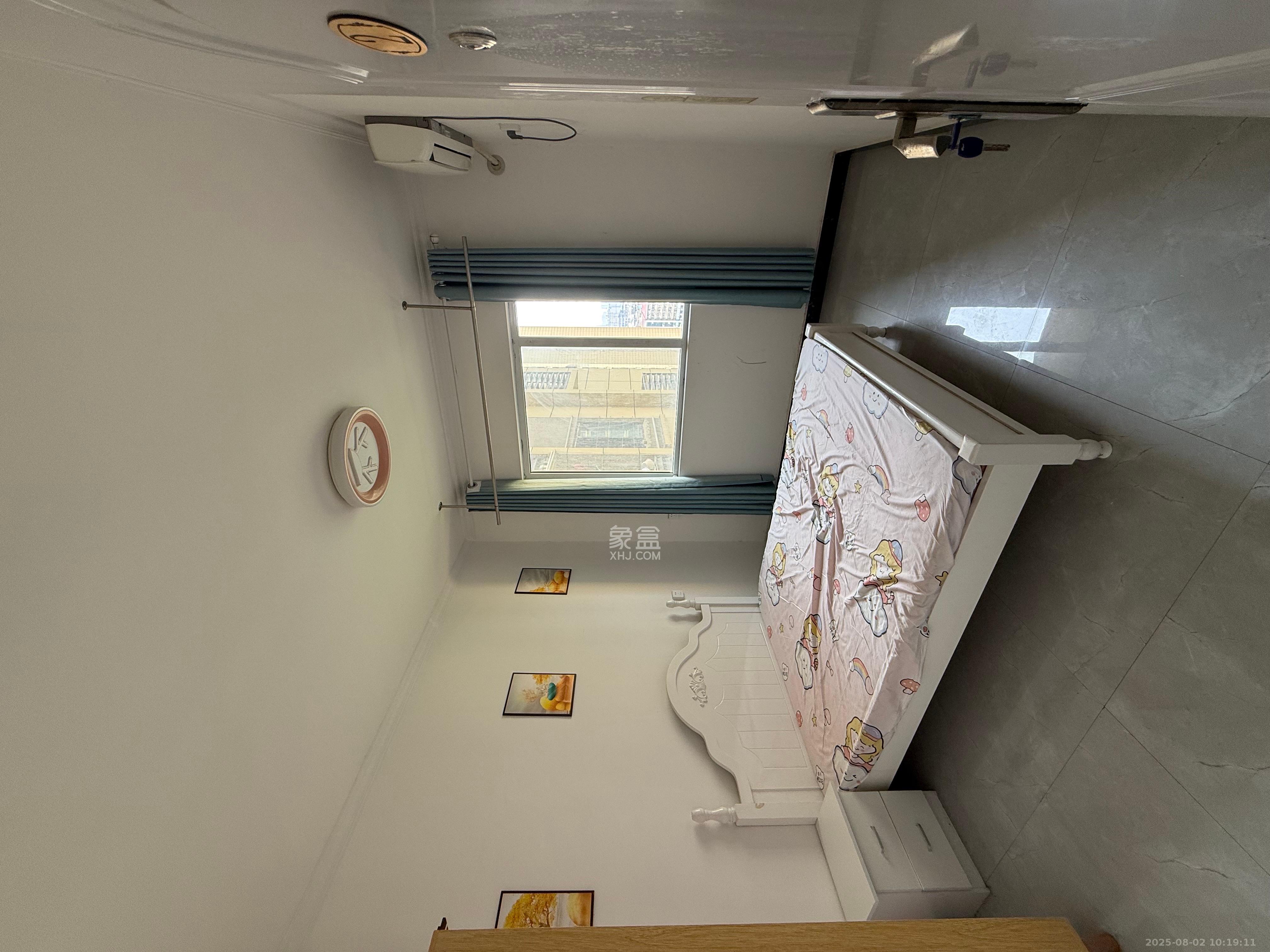 保利香槟国际  1室1厅1卫    700.0元/月 保利香槟国际  1室1厅1卫    700.0元/月室内图