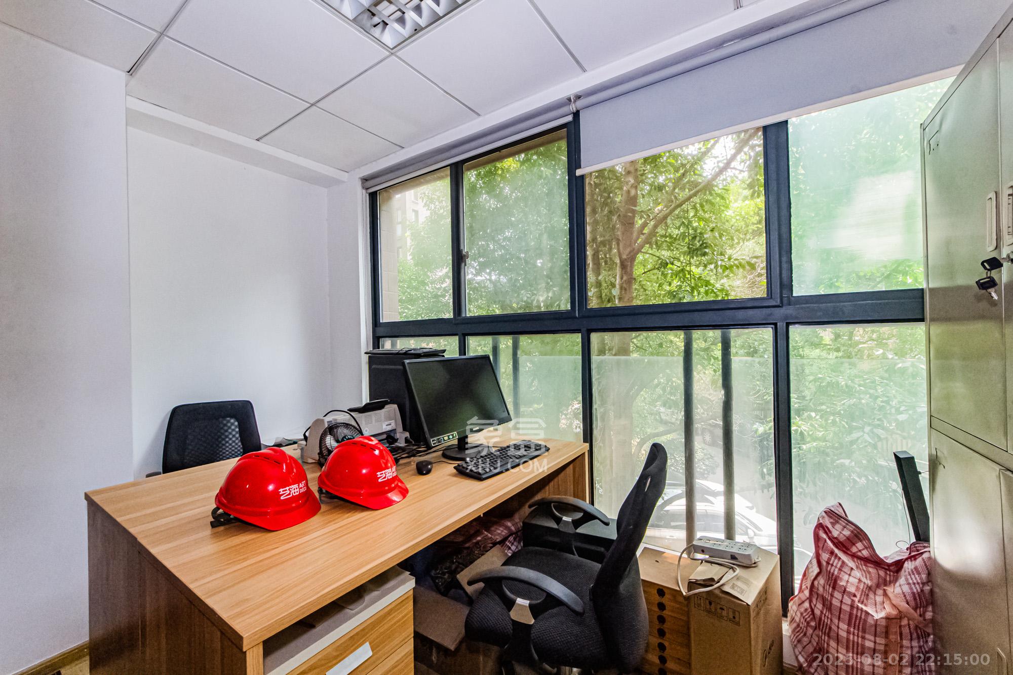 香江锦城  2室2厅1卫    95.0万 香江锦城  2室2厅1卫    95.0万阳台