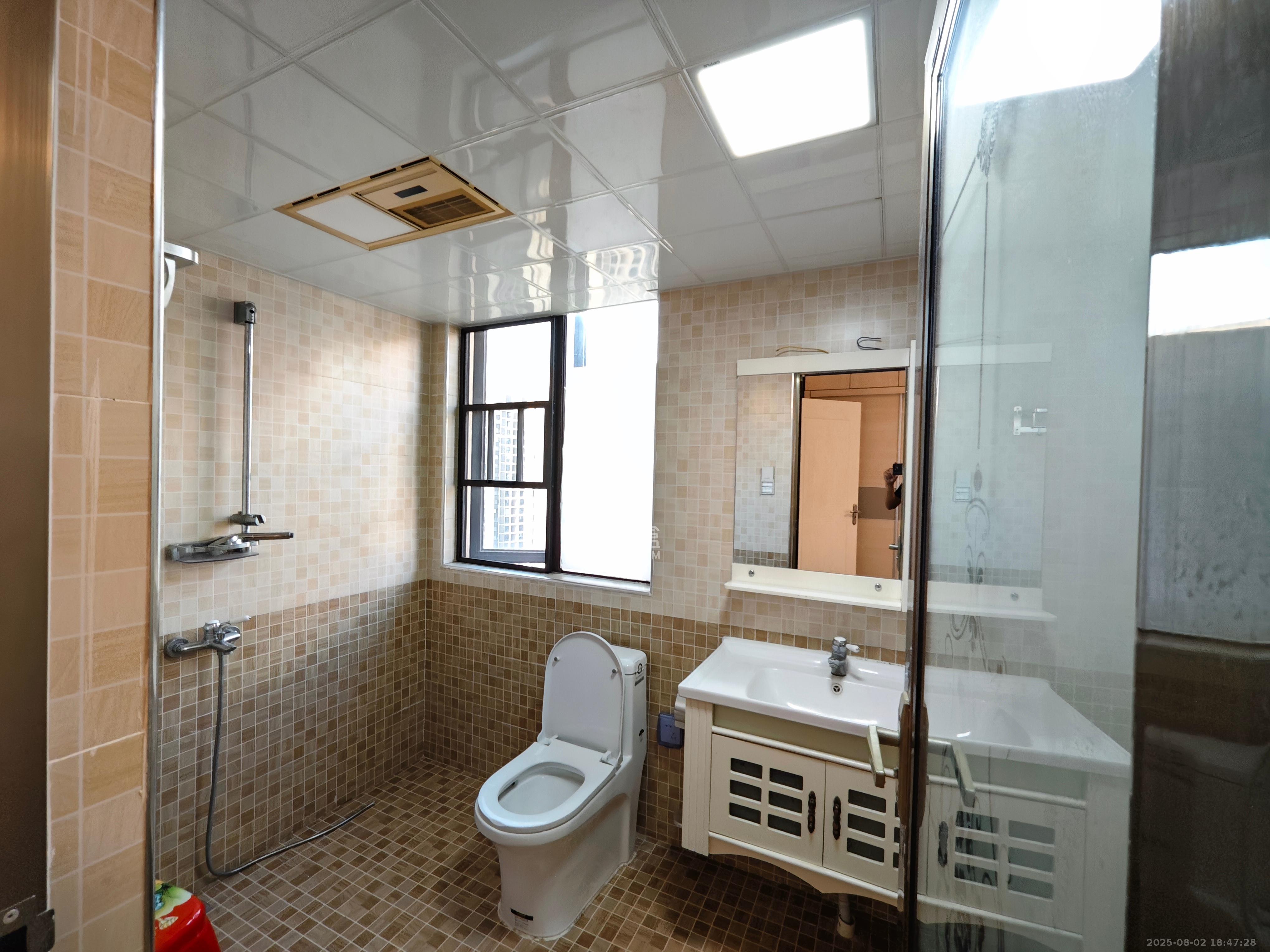 梅溪鑫苑名家  4室2厅2卫    2999.0元/月室内图