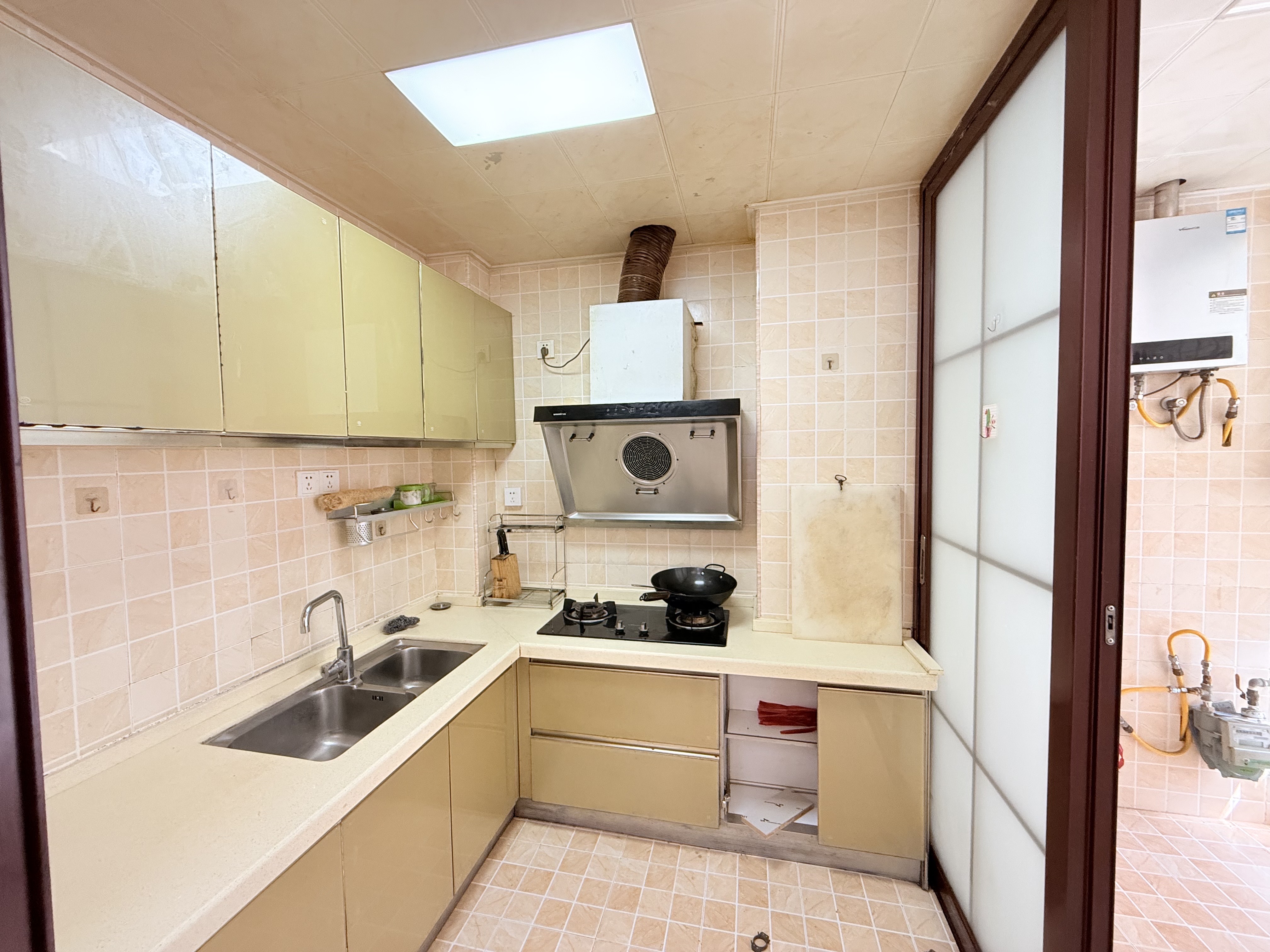 西溪美景 1室0厅0卫 1500.0元/月 西溪美景 1室0厅0卫 1500.0元/月室内图