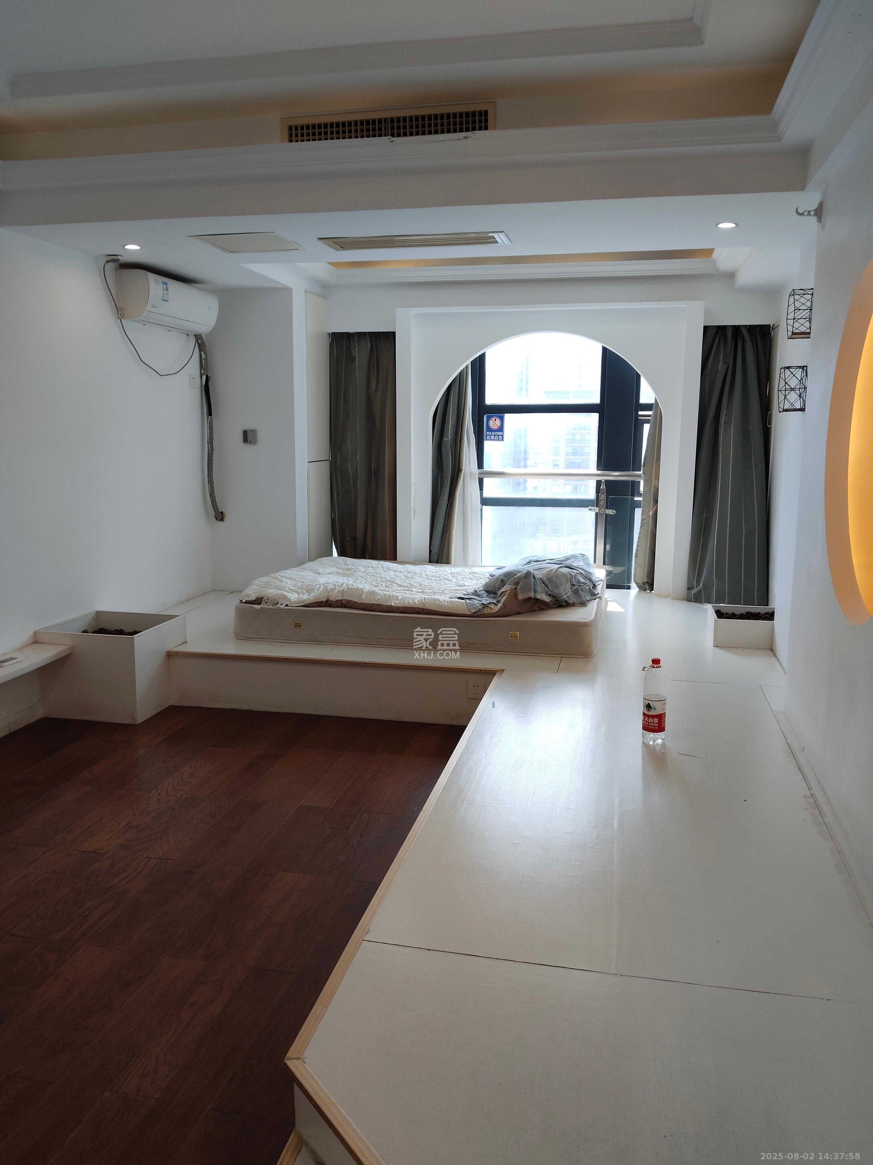 壹号公馆 1室1厅1卫 2200.0元/月 壹号公馆 1室1厅1卫 2200.0元/月室内图