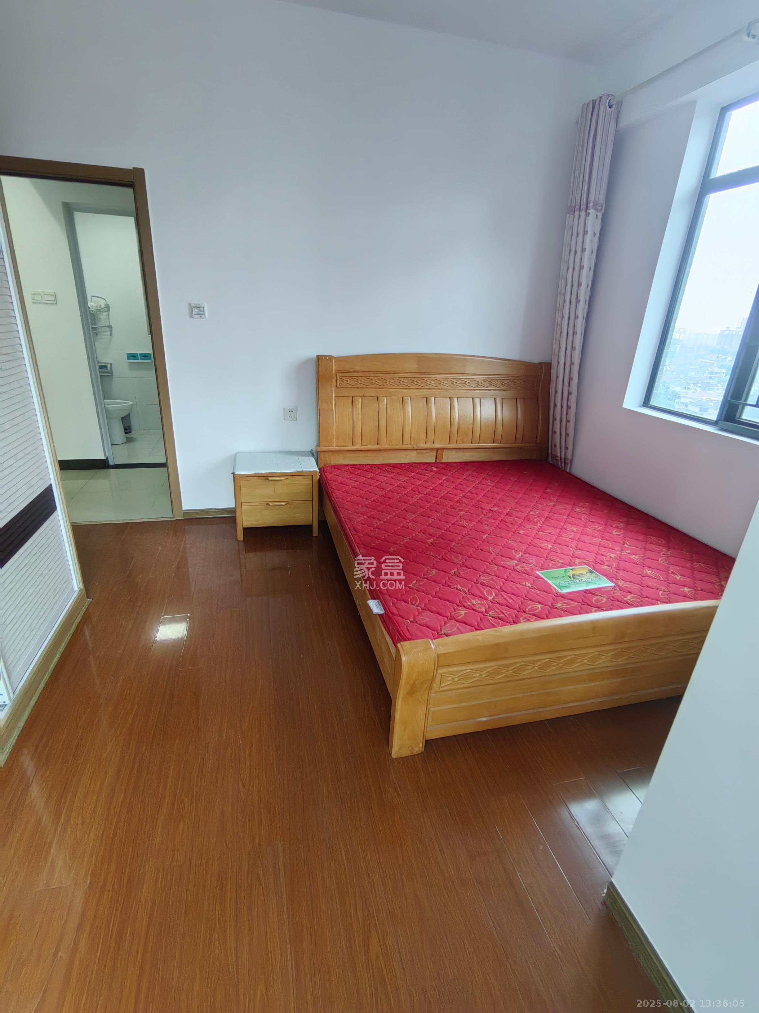 盛地尊域  2室2厅1卫    1600.0元/月 盛地尊域  2室2厅1卫    1600.0元/月室内图