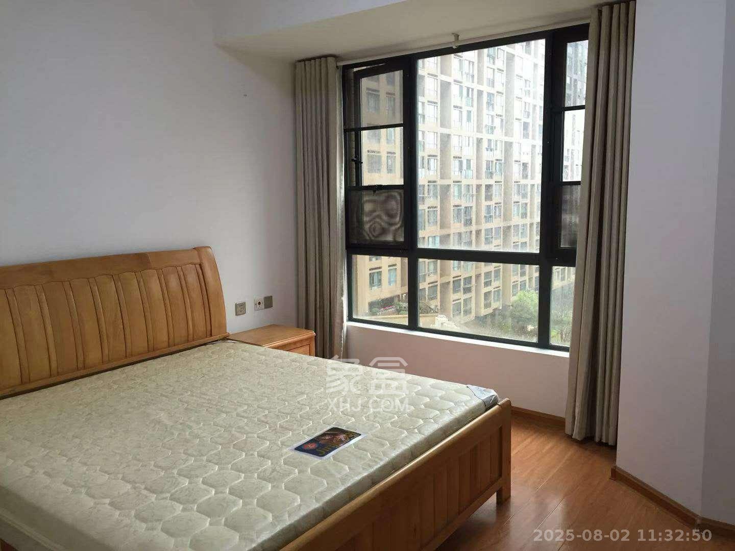 万博汇  3室2厅1卫   3200.00元/月室内图