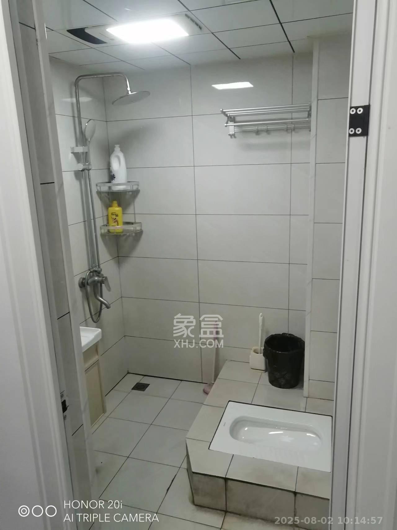 欣隆居  3室0厅0卫   2800.00元/月室内图