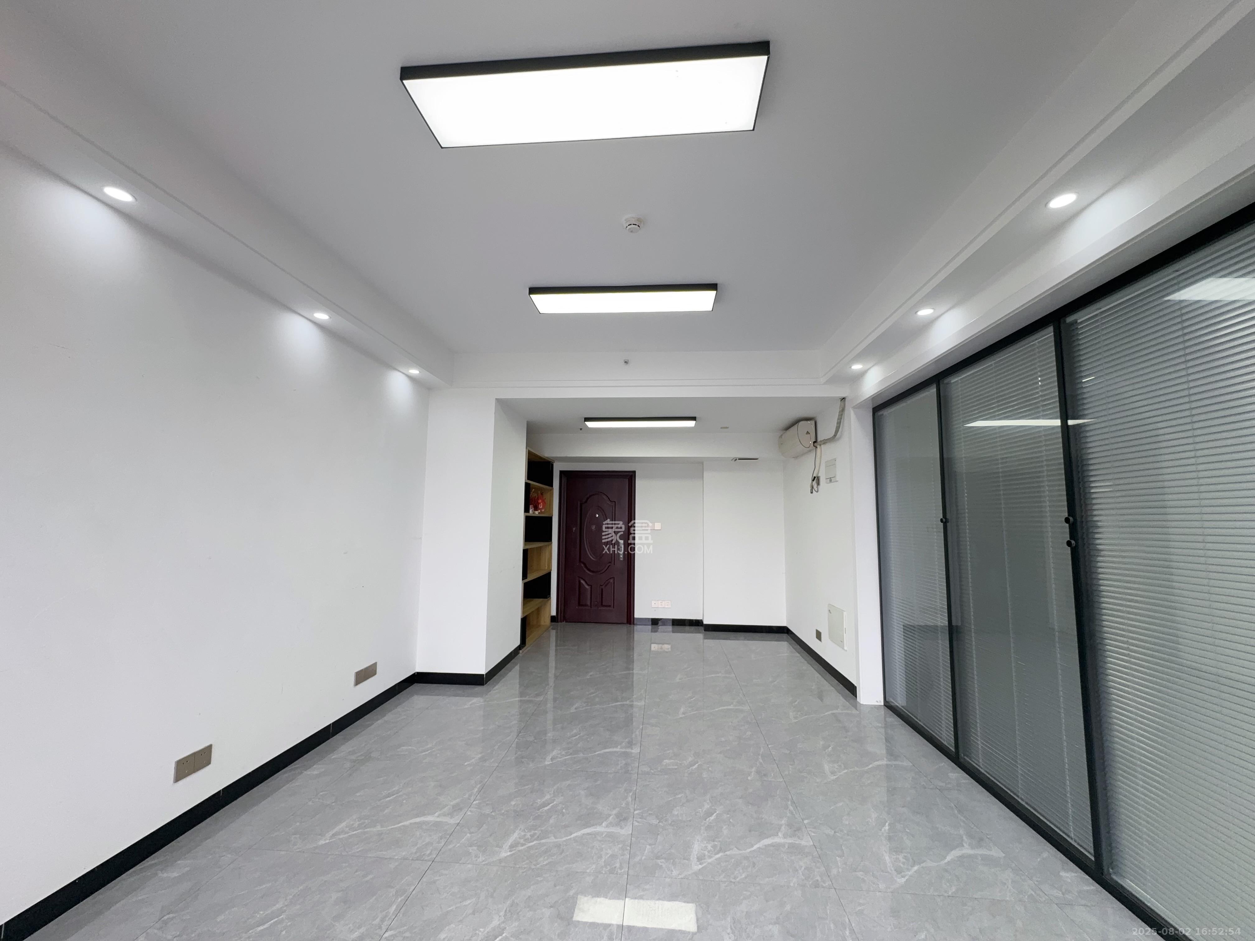 中云公寓  1室1厅1卫    5000.0元/月 中云公寓  1室1厅1卫    5000.0元/月室内图