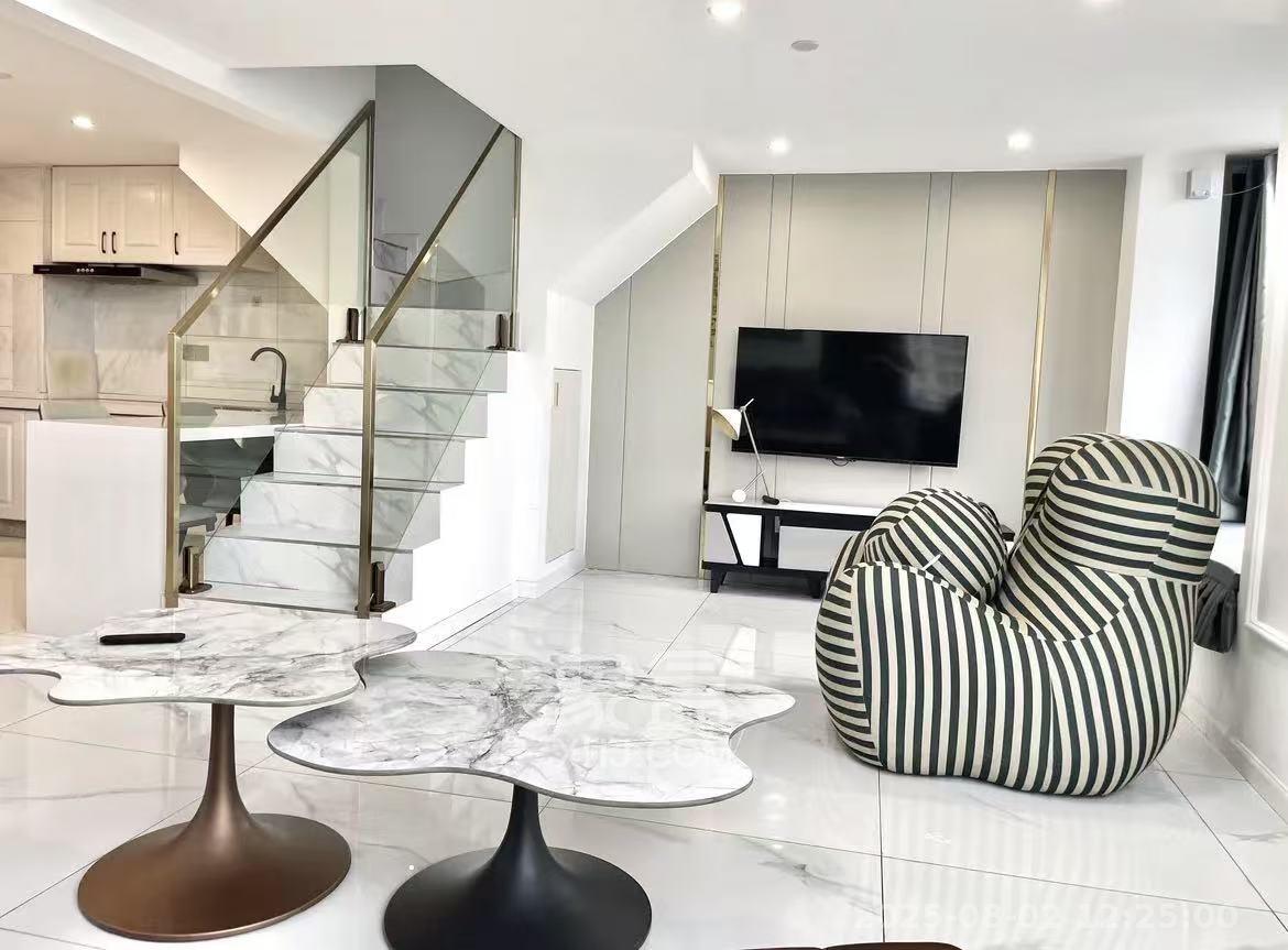 明昇壹城(明昇时代广场)三期 2室2厅1卫 2700.0元/月 明昇壹城(明昇时代广场)三期 2室2厅1卫 2700.0元/月室内图