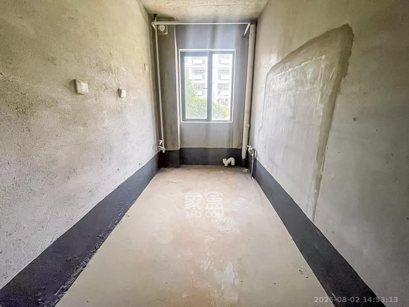 沃家苑  4室2厅2卫    93.0万 沃家苑  4室2厅2卫    93.0万厨房