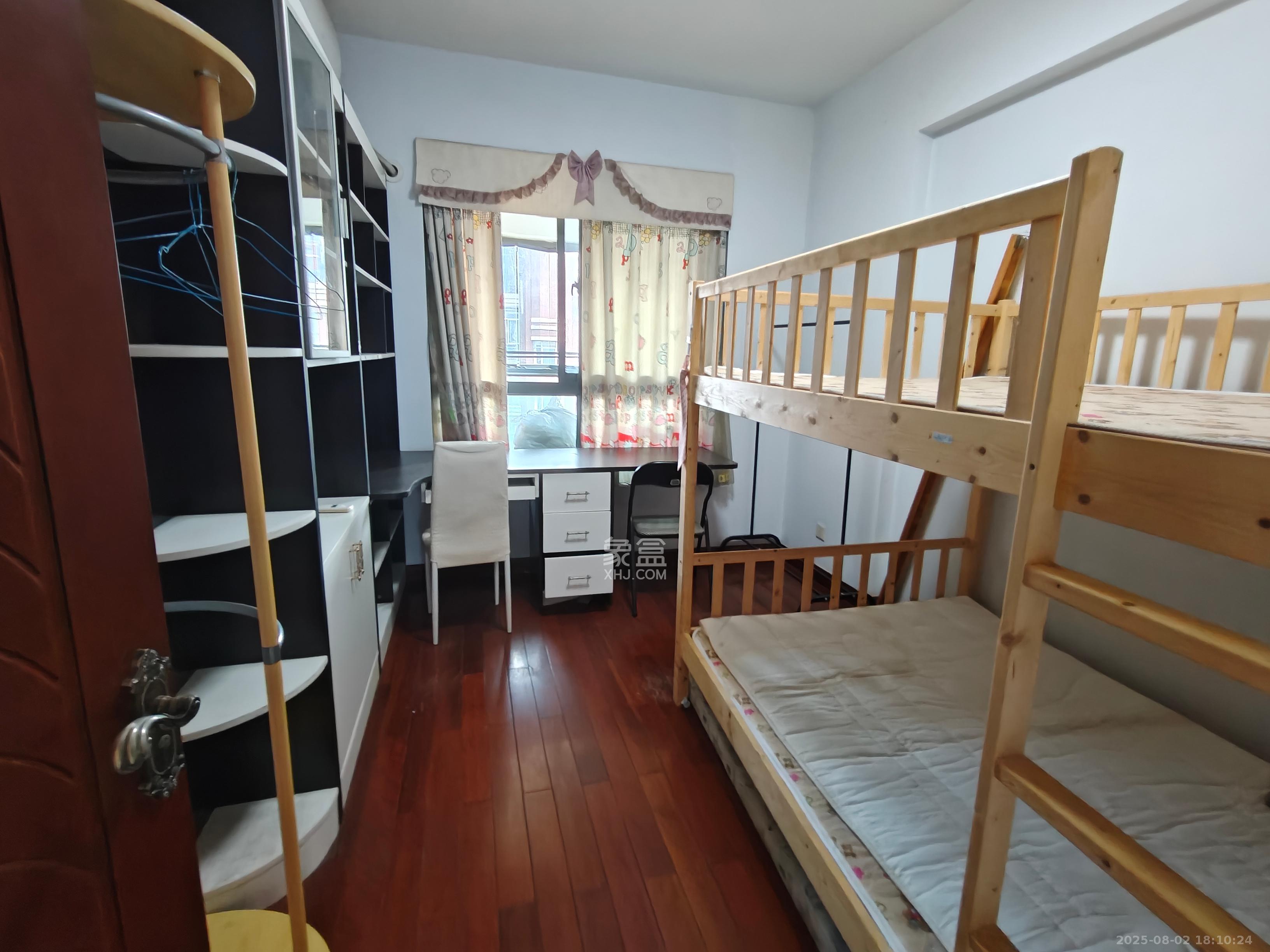 奥林匹克花园  3室2厅2卫    2600.0元/月 奥林匹克花园  3室2厅2卫    2600.0元/月室内图