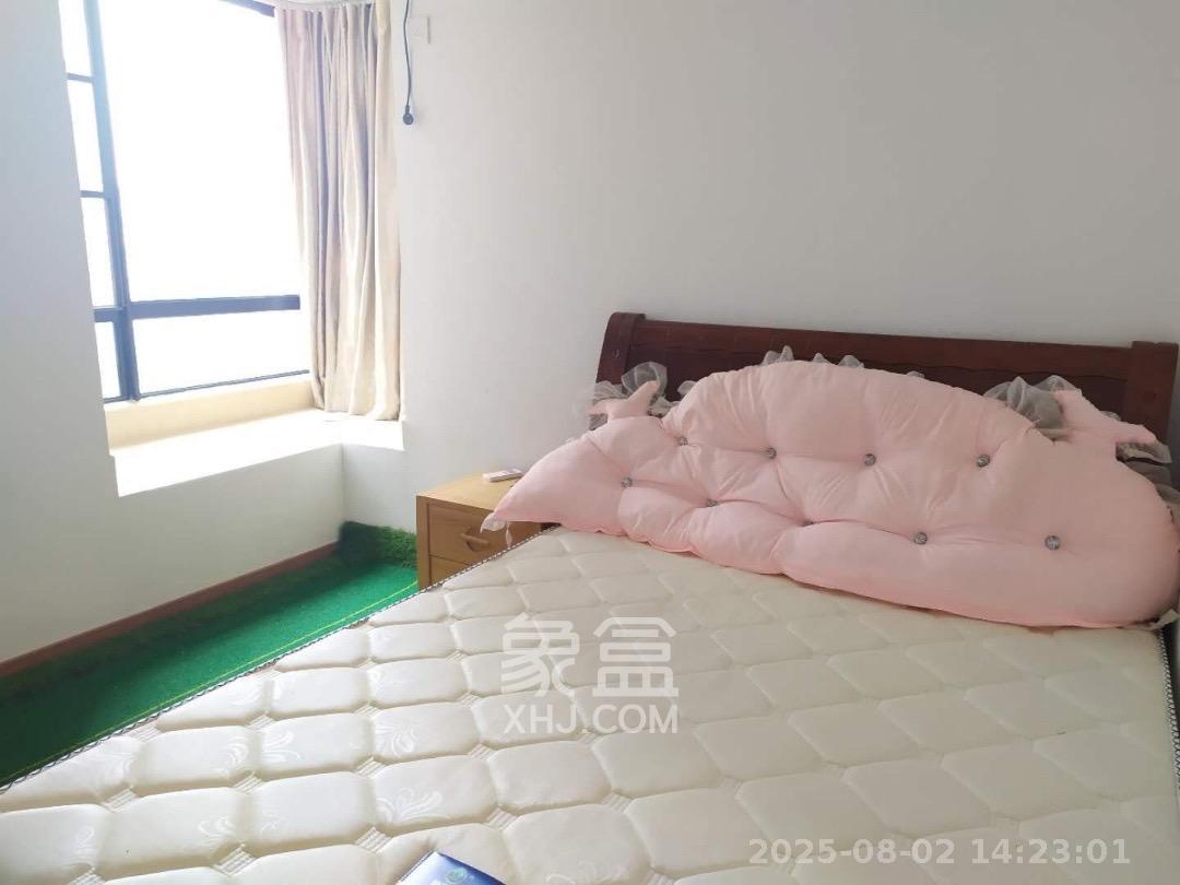 荣悦台  2室1厅1卫   3200.00元/月室内图